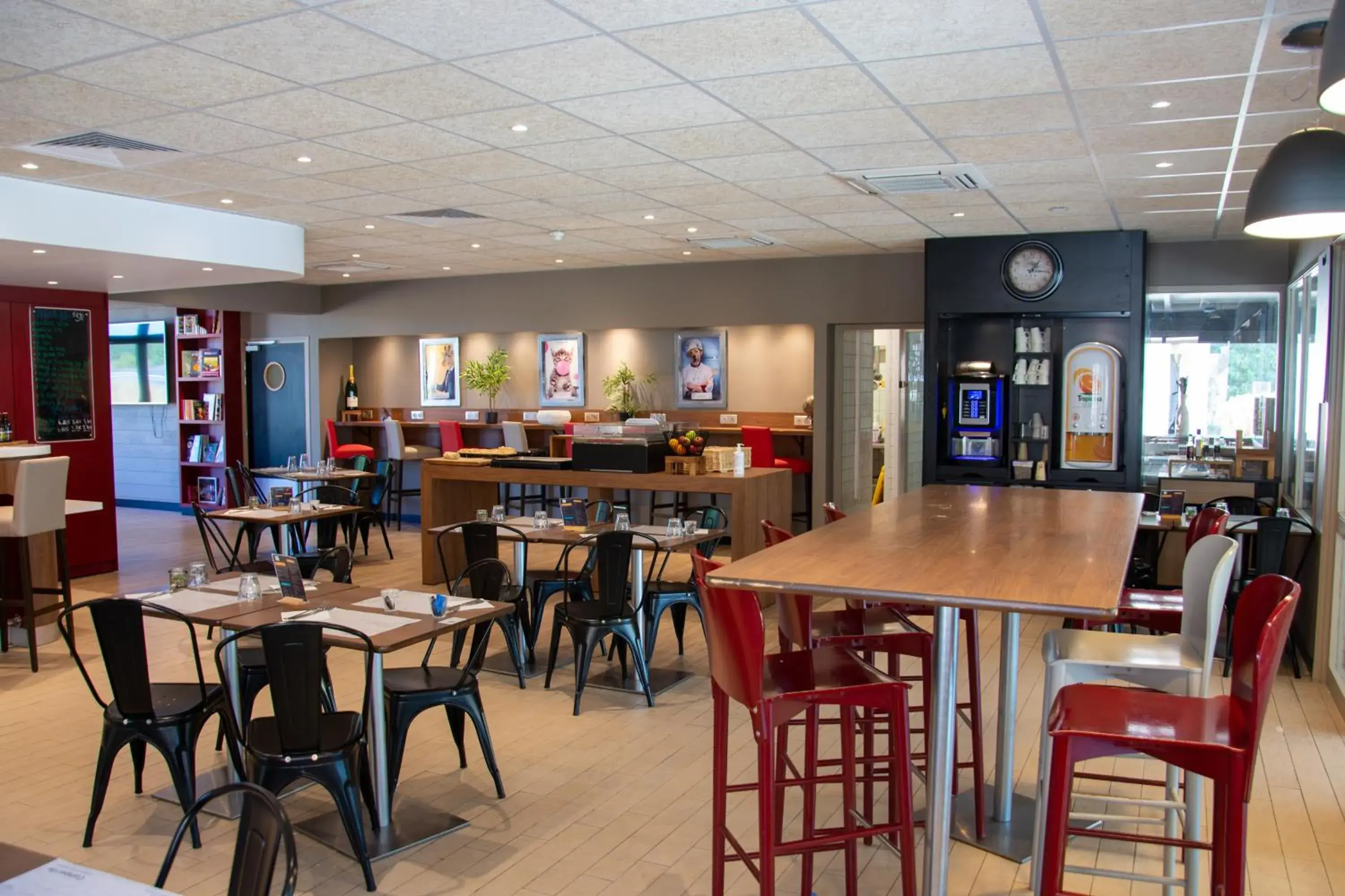 Restaurant/places to eat in Campanile Dunkerque Sud - Loon Plage Restaurant/places to eat in Campanile Dunkerque Sud - Loon Plage
