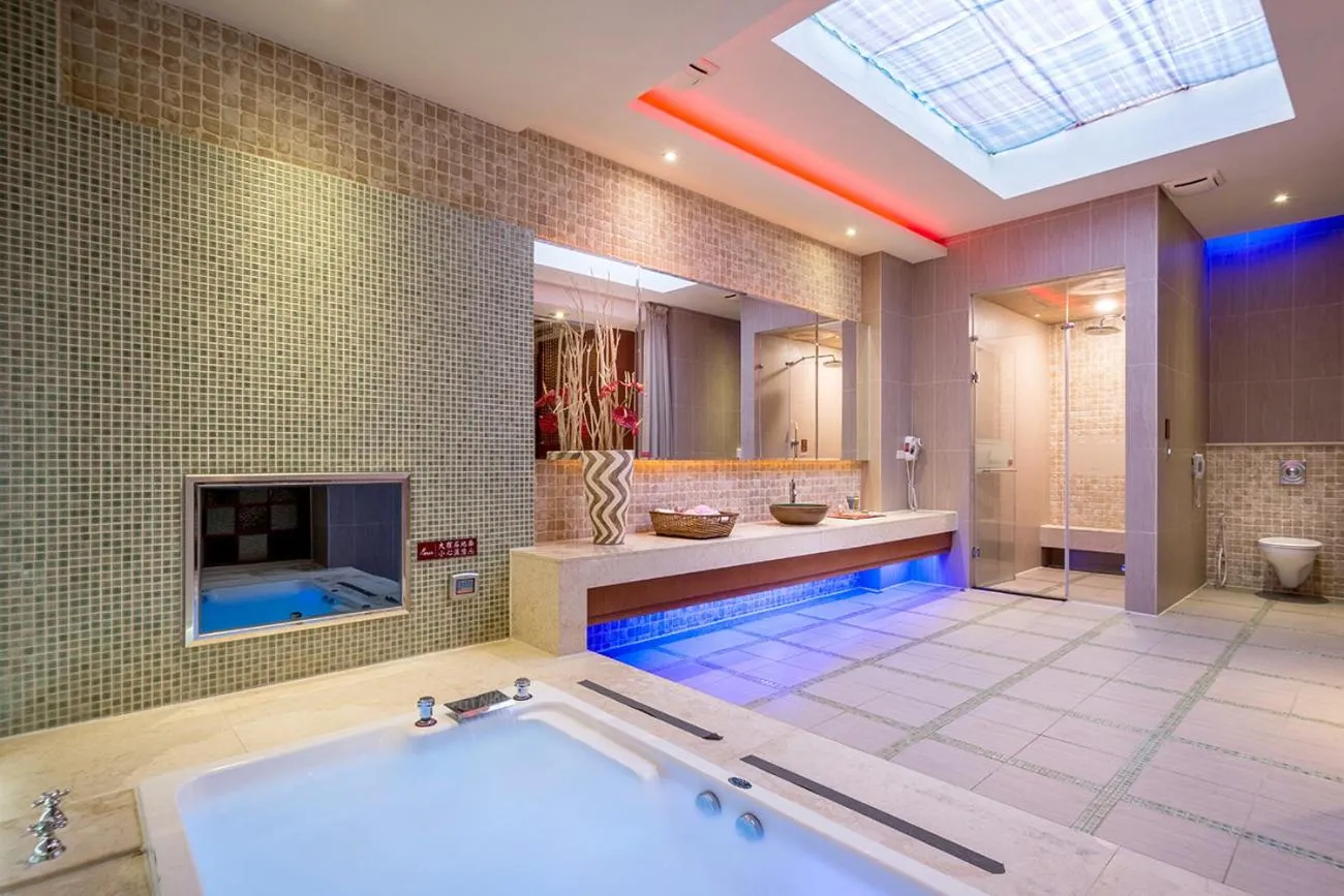 Bathroom in Norway Forest SPA Motel