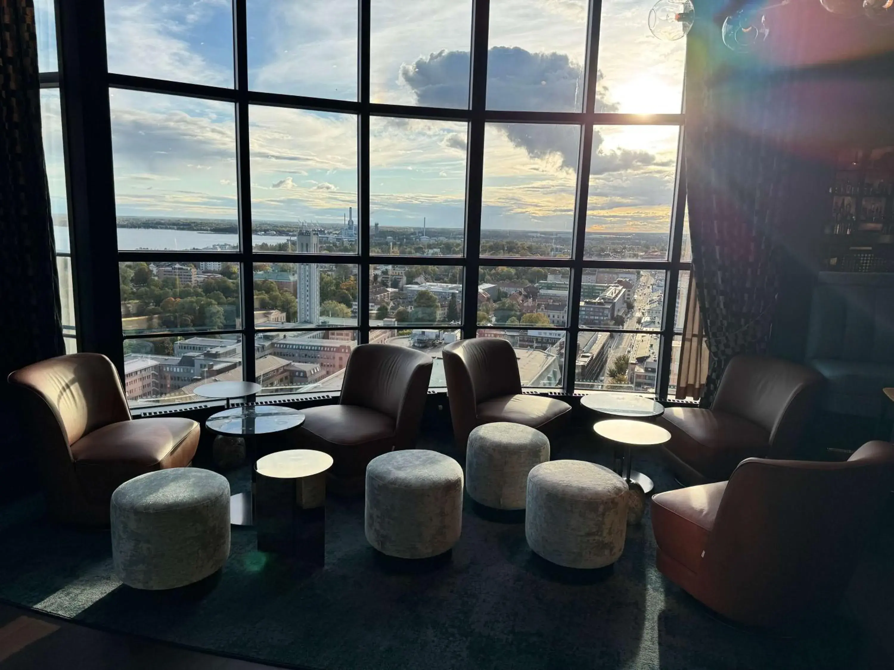 Lounge or bar in Best Western Plus Hotel Plaza Lounge or bar in Best Western Plus Hotel Plaza