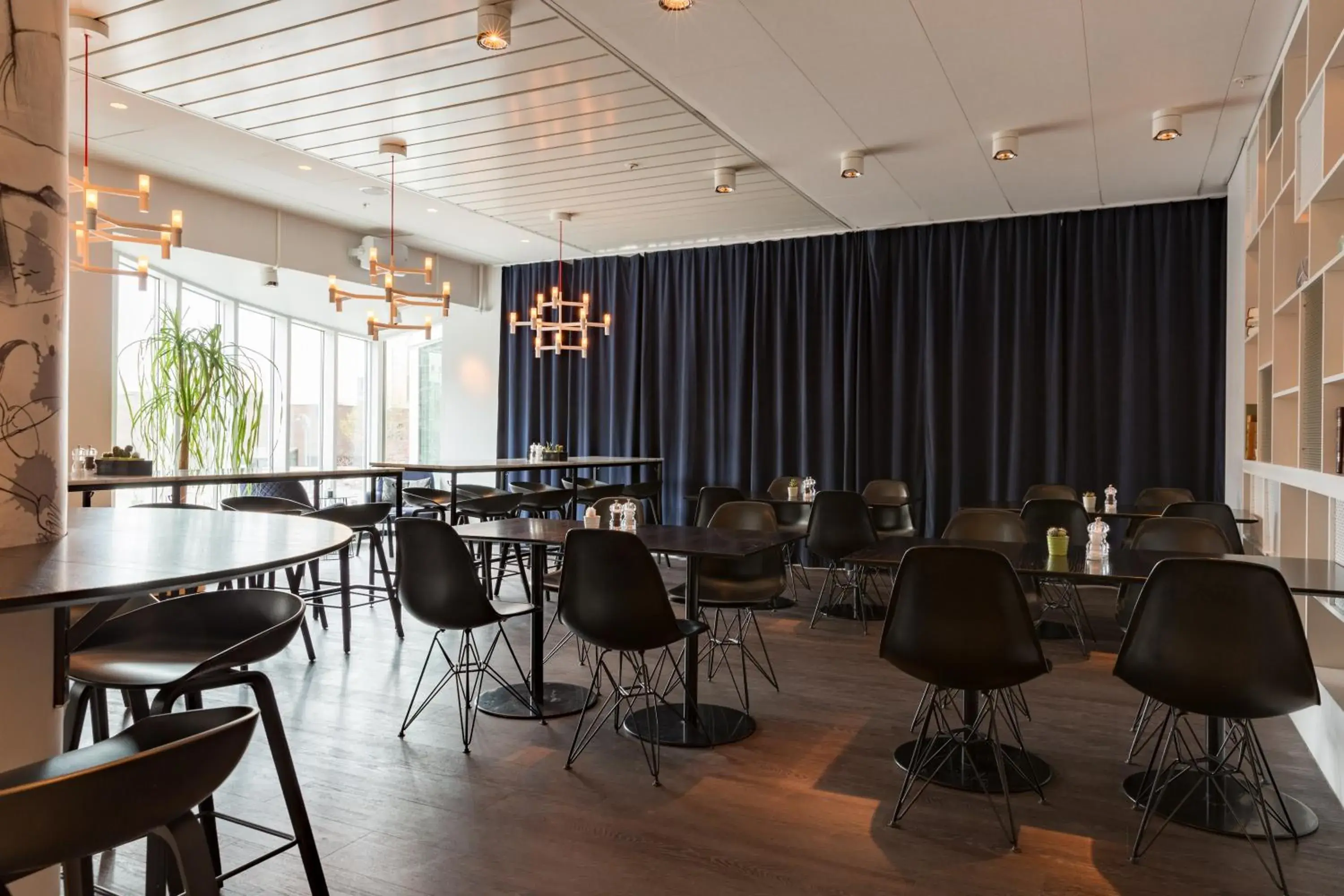 Restaurant/places to eat in Best Western Plus Hotel Plaza Restaurant/places to eat in Best Western Plus Hotel Plaza