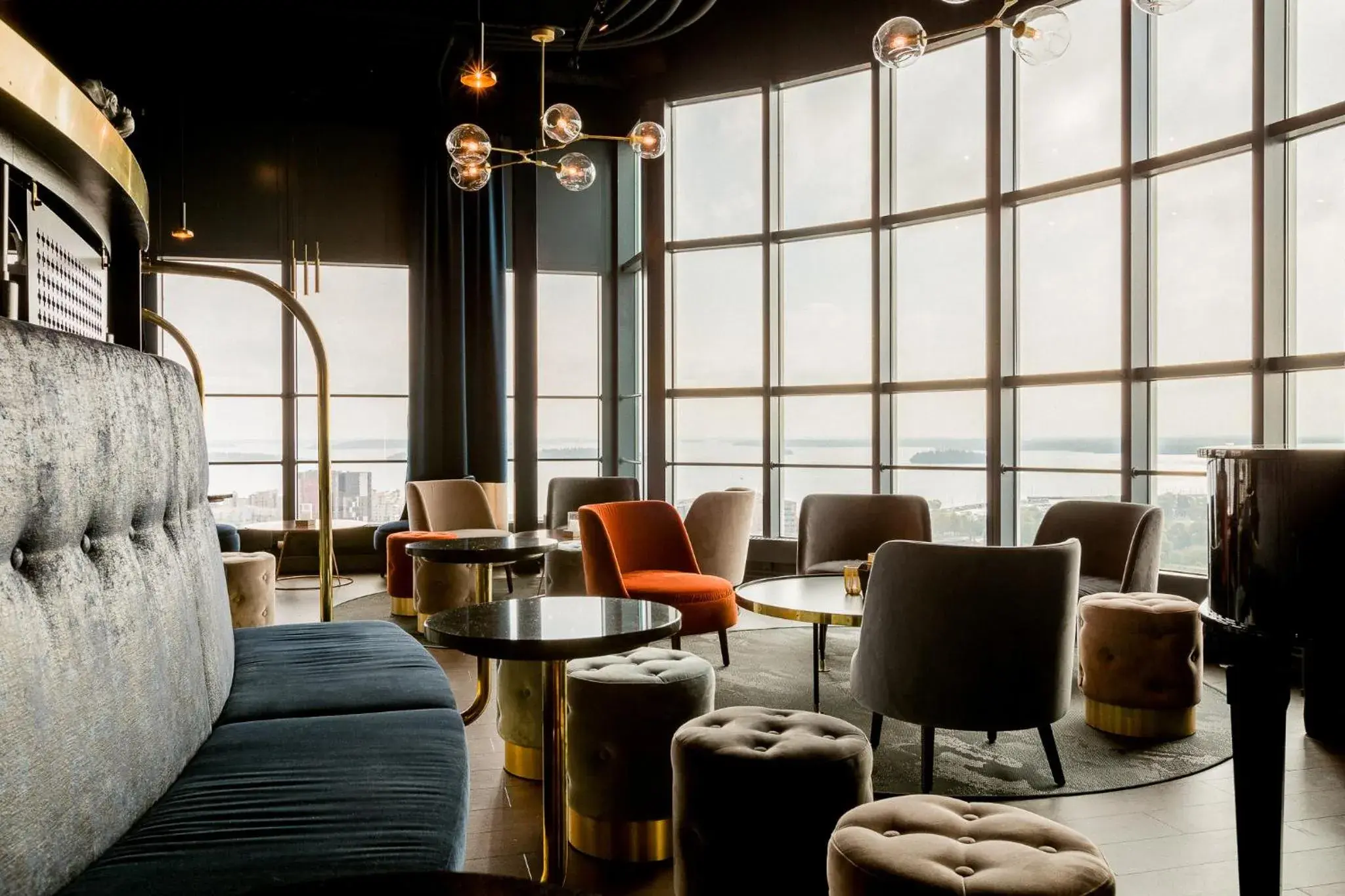 Lounge or bar in Best Western Plus Hotel Plaza Lounge or bar in Best Western Plus Hotel Plaza