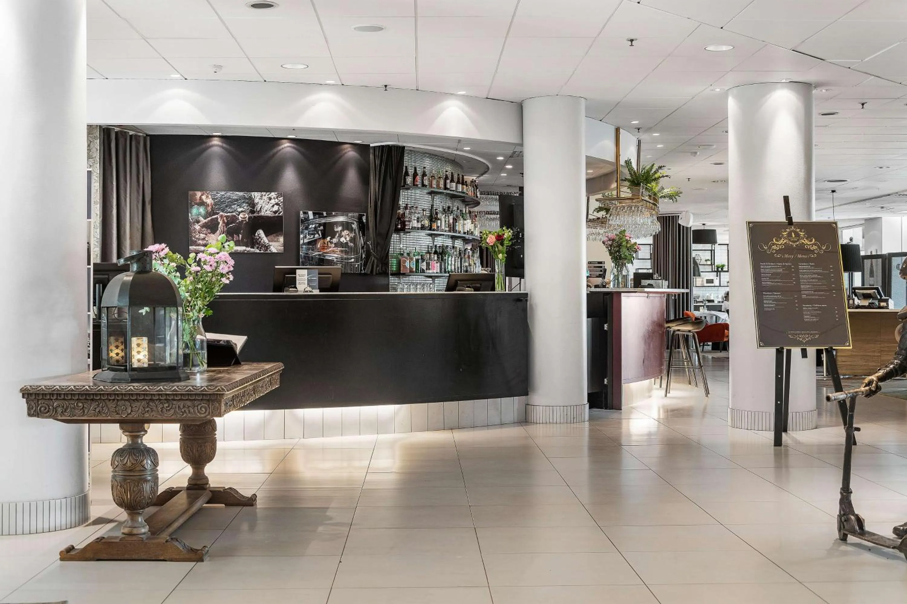 Lobby or reception in Best Western Plus Hotel Plaza