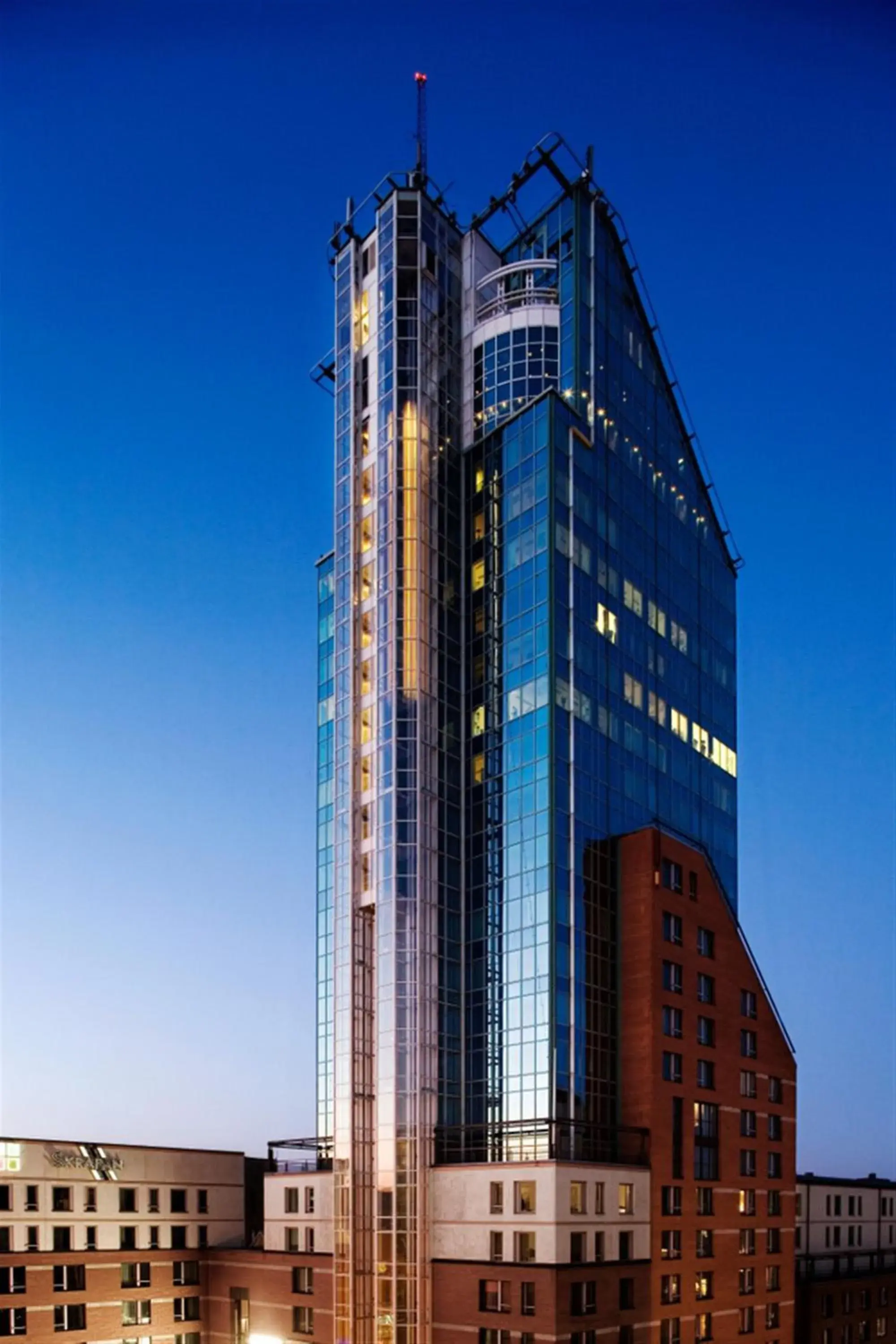 Property building in Best Western Plus Hotel Plaza Property building in Best Western Plus Hotel Plaza