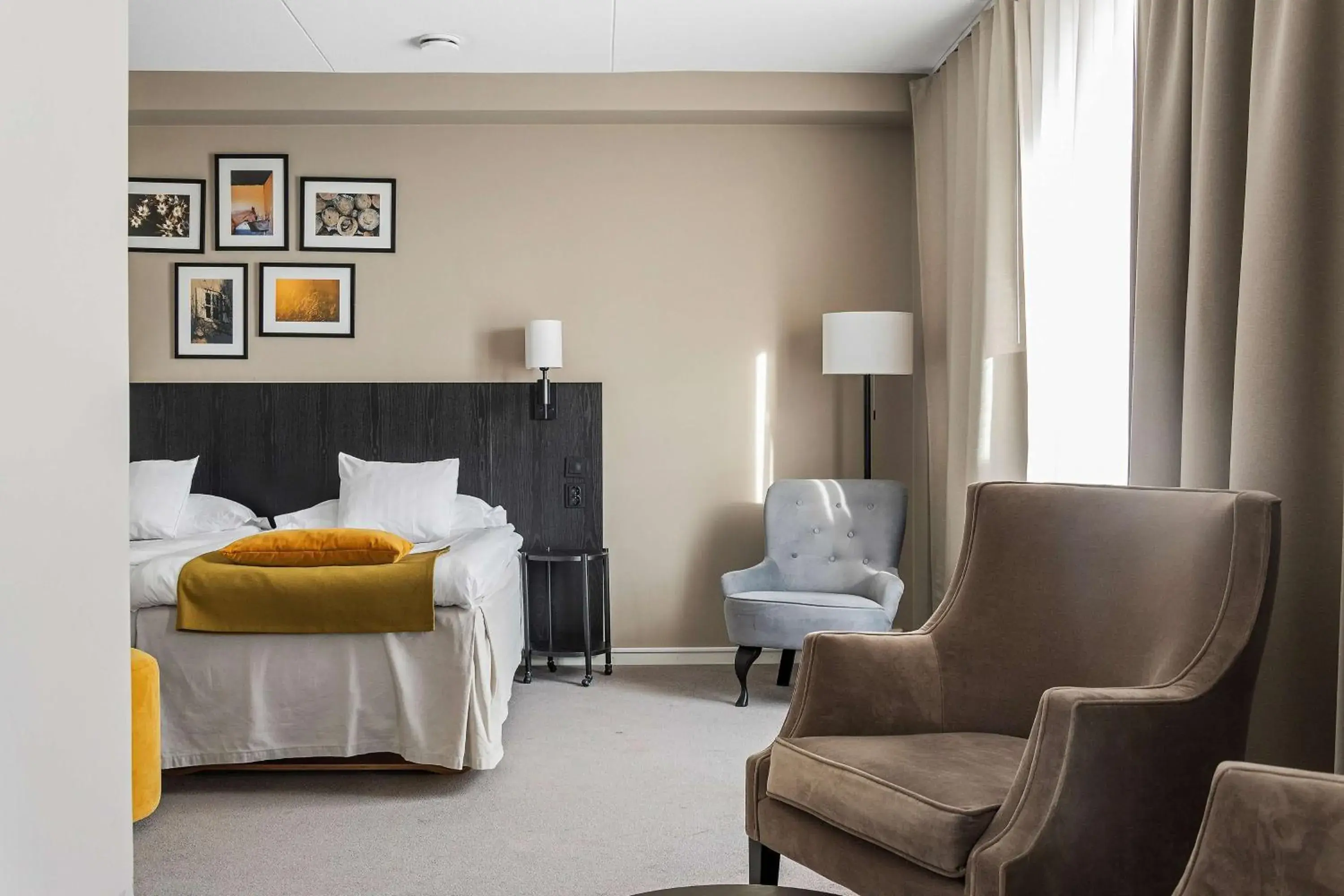 Bedroom, Bed in Best Western Plus Hotel Plaza Bedroom, Bed in Best Western Plus Hotel Plaza