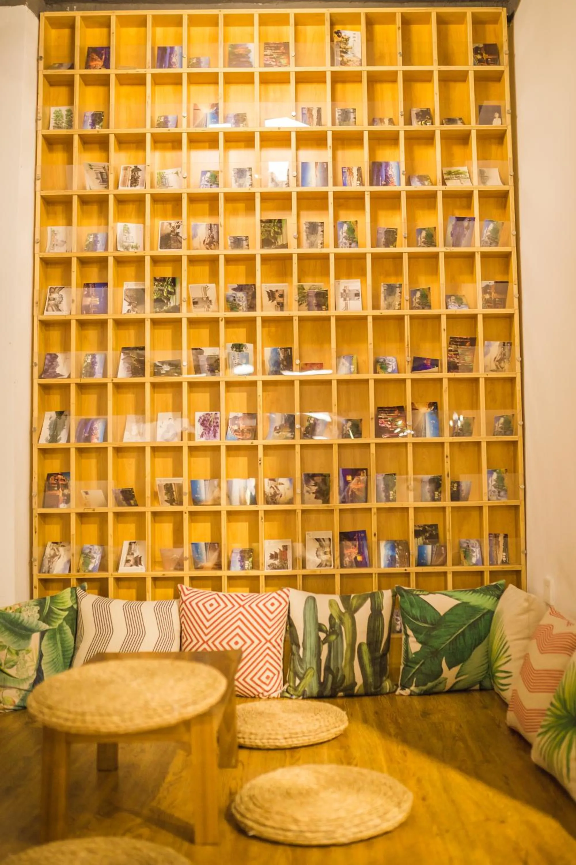 Living room in Zhangjiajie Zhijue Art Hotel