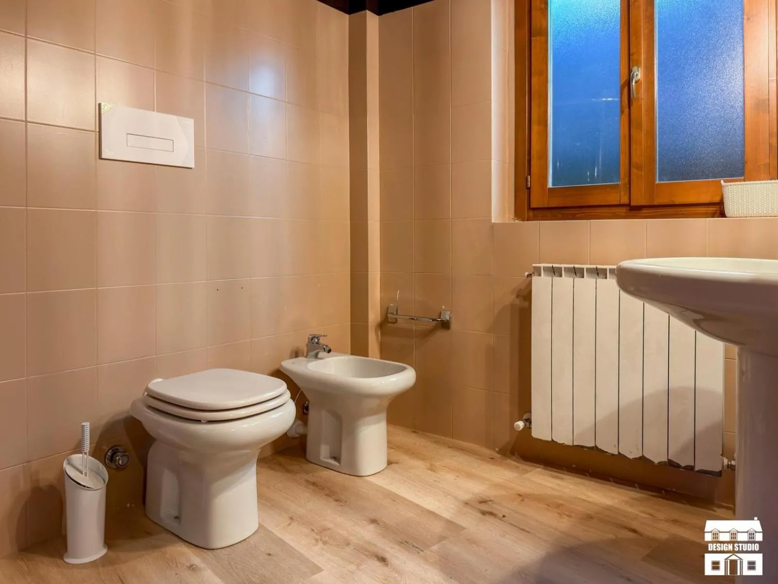 Bathroom in THE LOFT by Design Studio