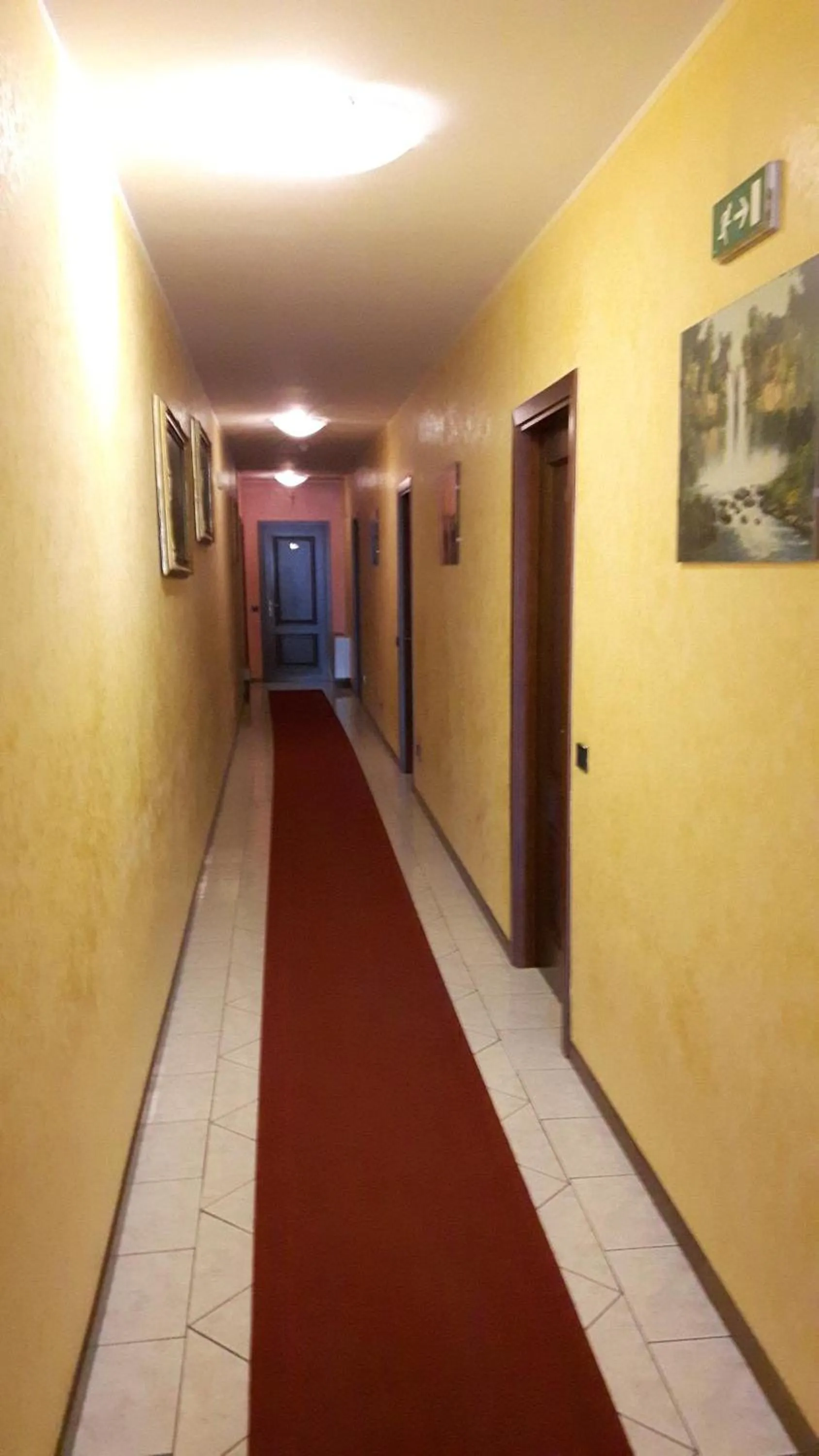 Standard Single Room - single occupancy in Hotel Armida
