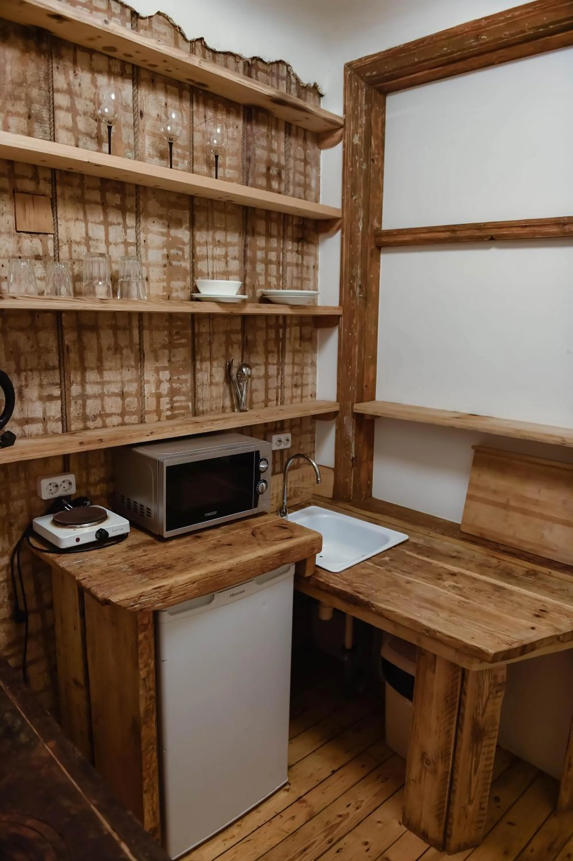 Kitchen or kitchenette in Riga Academic Guest House