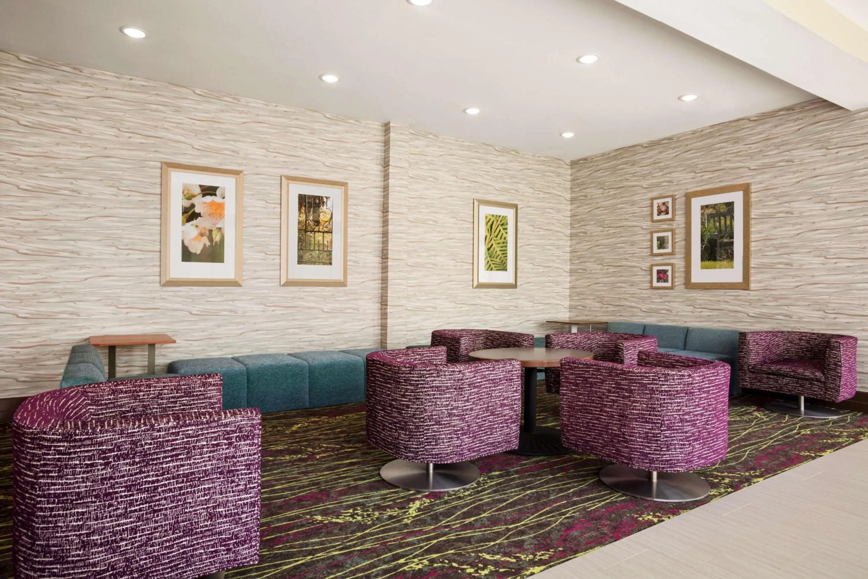 Lobby or reception in Hilton Garden Inn Houston-Baytown