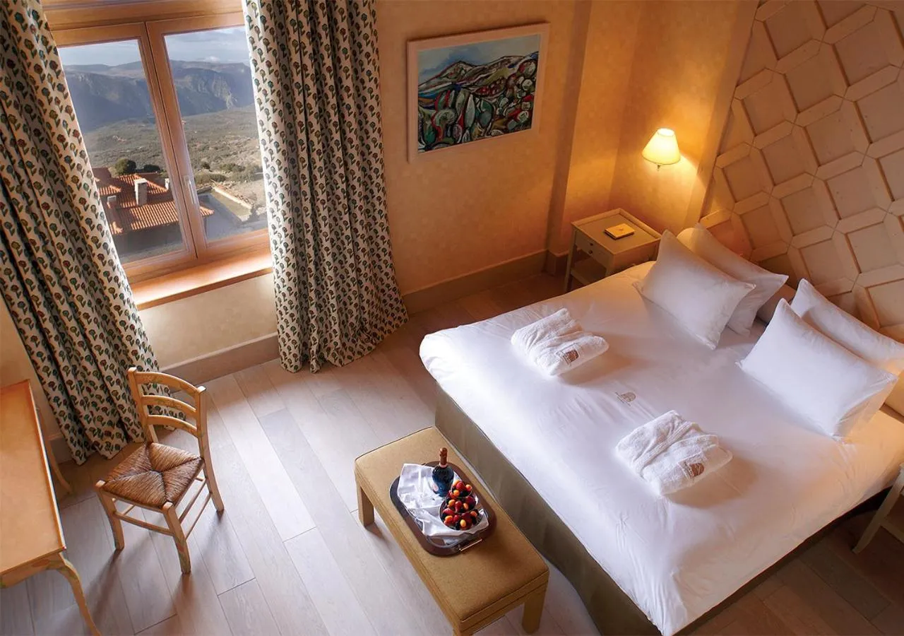Photo of the whole room, Bed in Santa Marina Arachova Resort & Spa