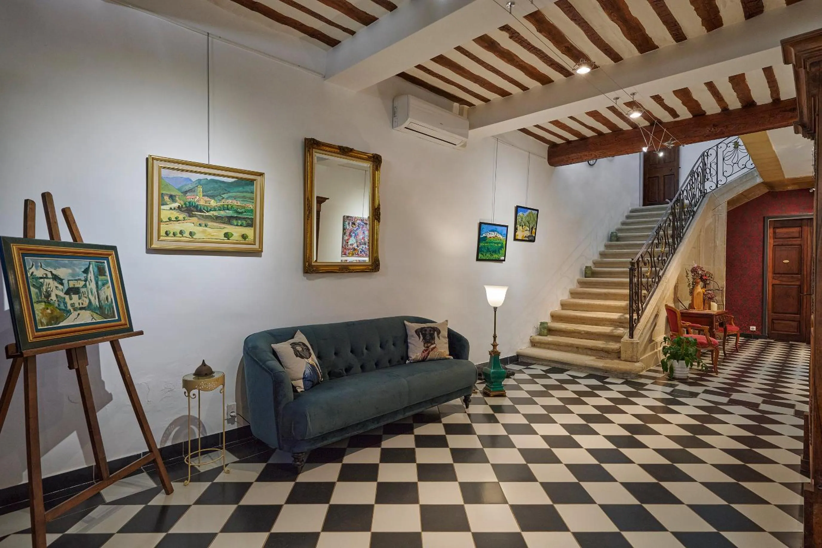 Lobby or reception in Ancienne Cure