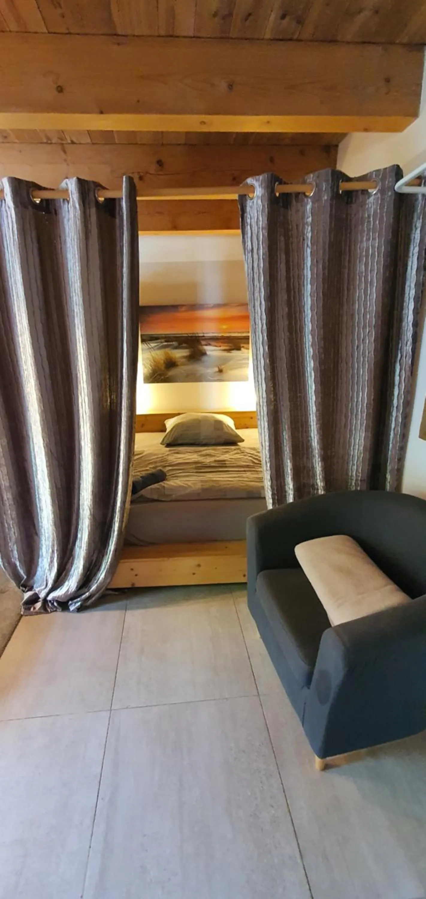 Bed in Pension an der Elsterbrücke