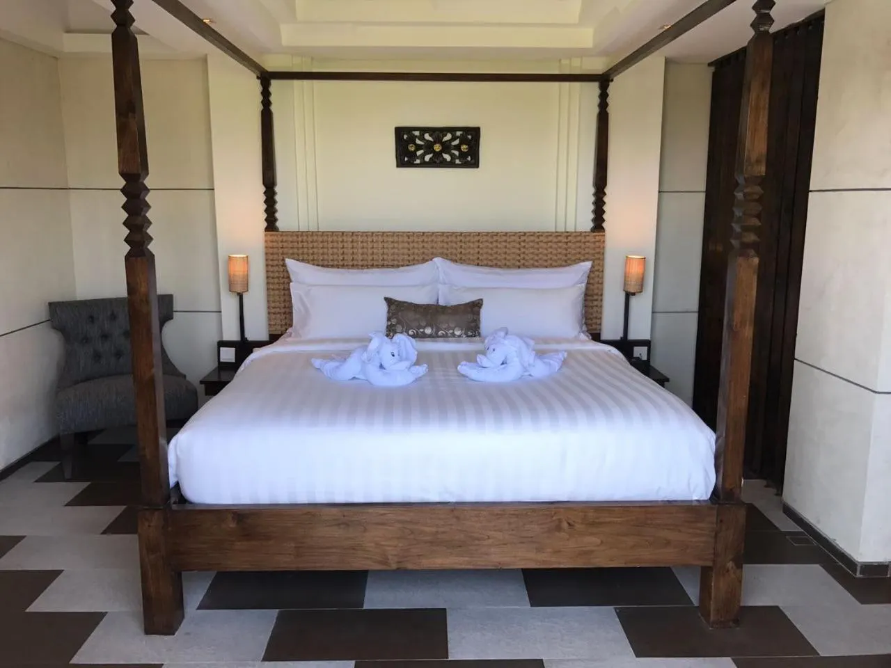 Photo of the whole room, Bed in Anshel Hotel Seminyak