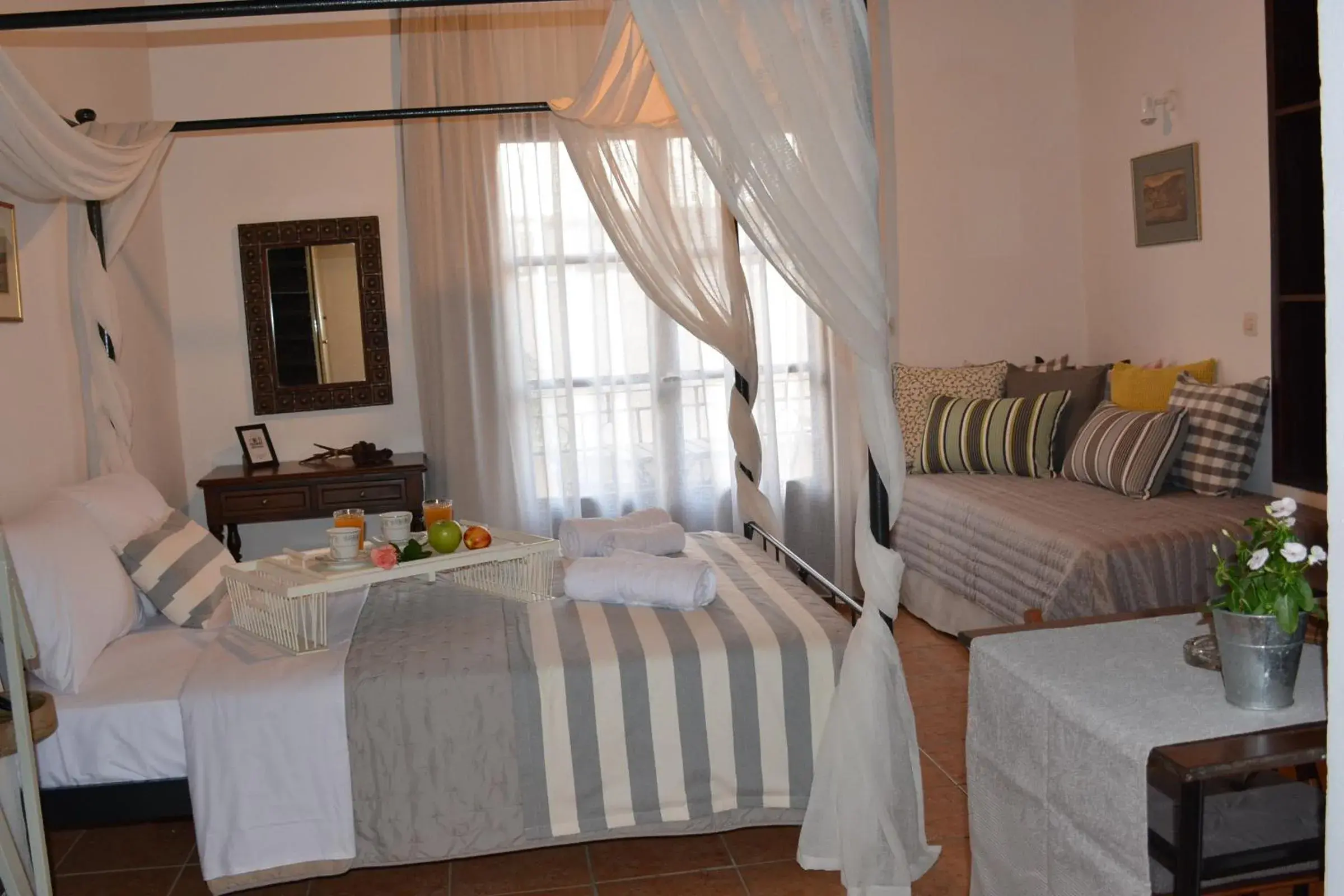Loggia Traditional Suites Loggia Traditional Suites