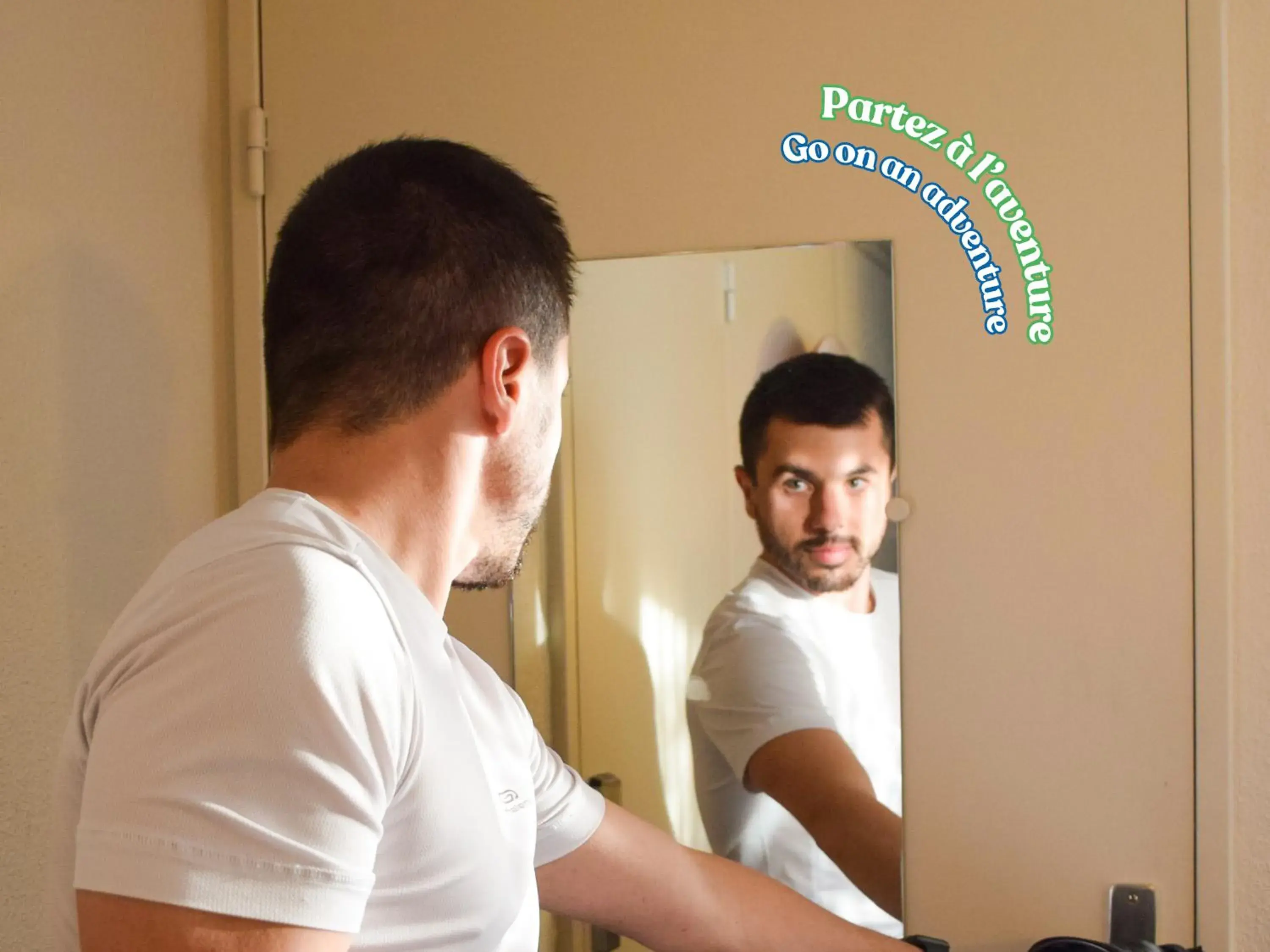 Bedroom in Campanile Millau Bedroom in Campanile Millau