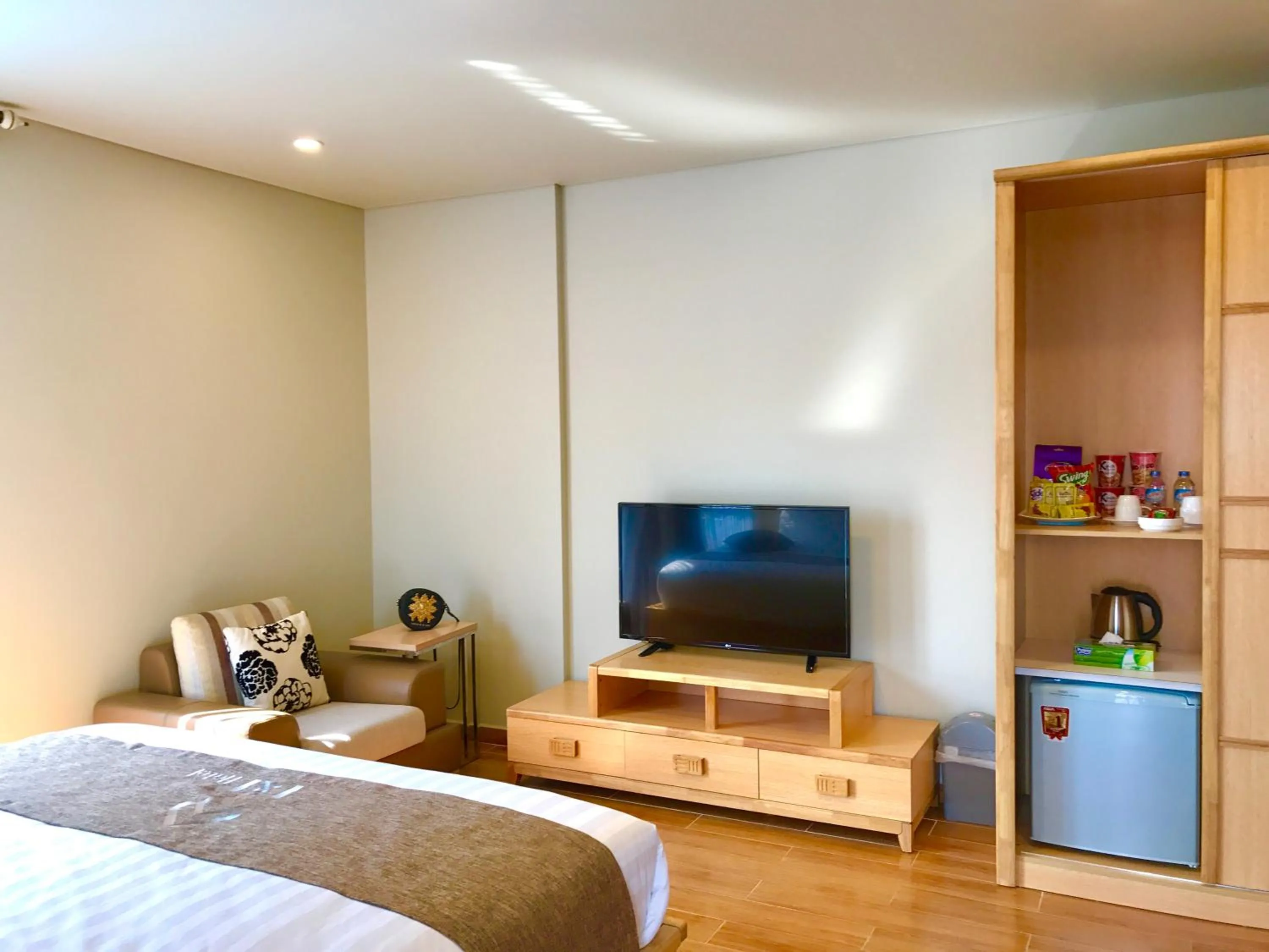 Photo of the whole room, Bed in F & F Hotel