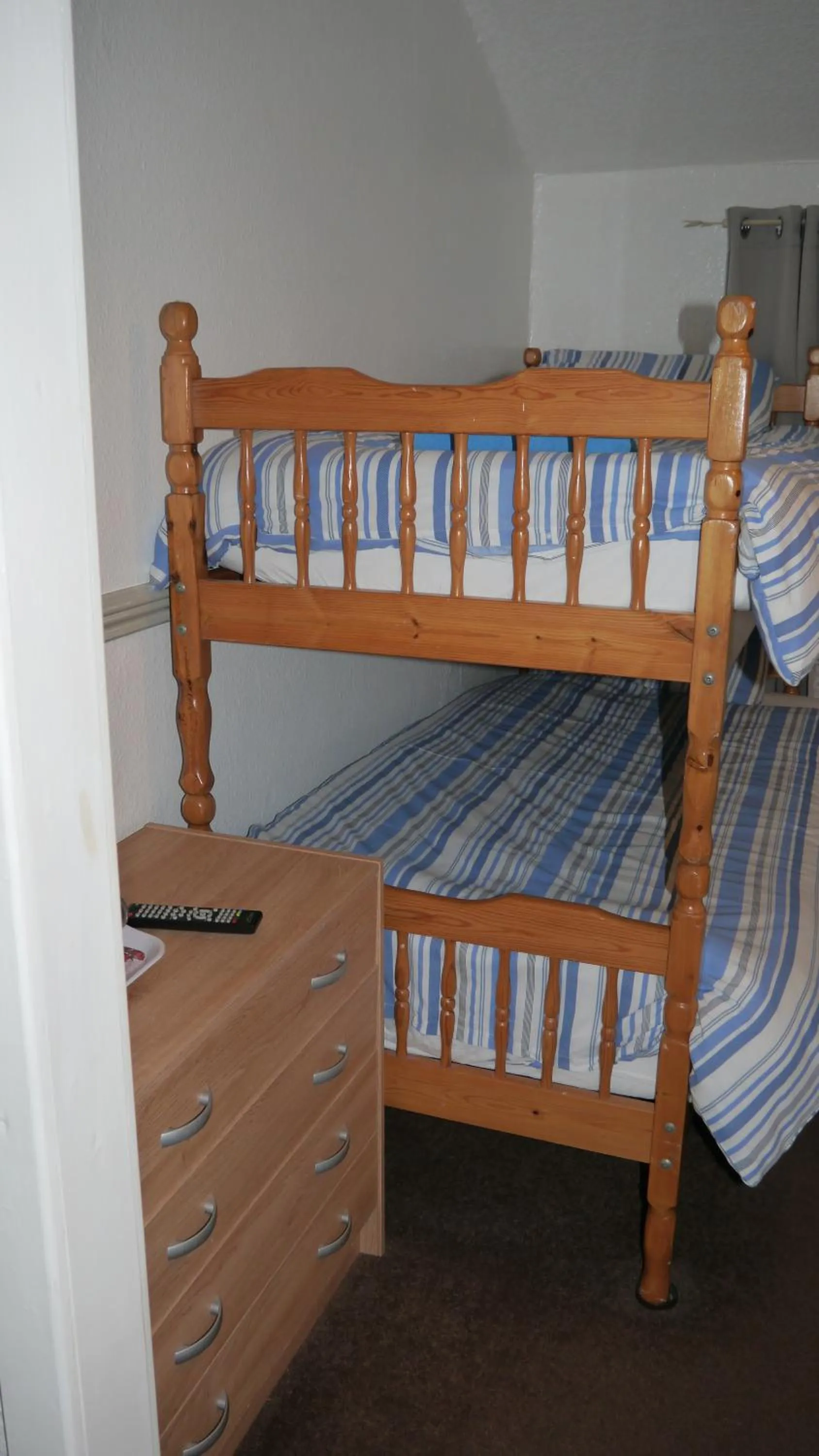 bunk bed, Bed in Hornby House Hotel