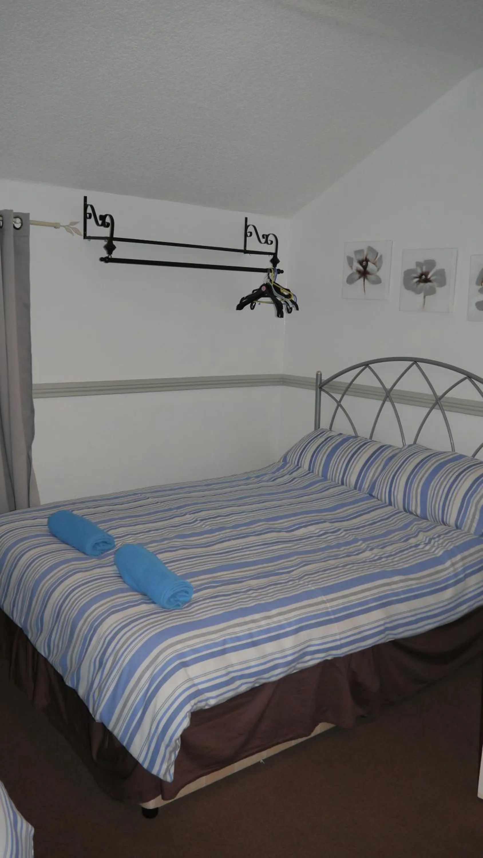 Bed in Hornby House Hotel