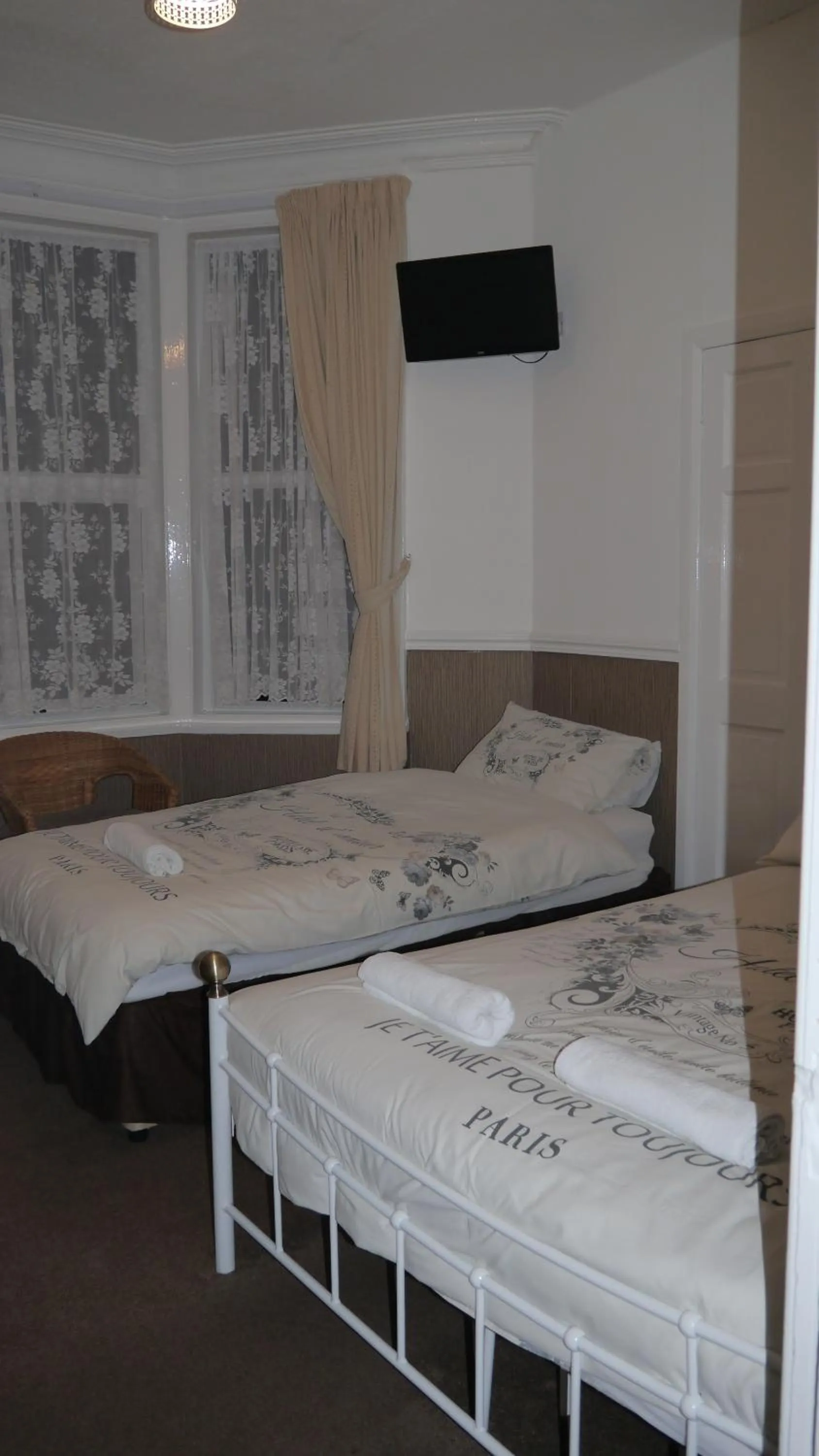 Bed in Hornby House Hotel