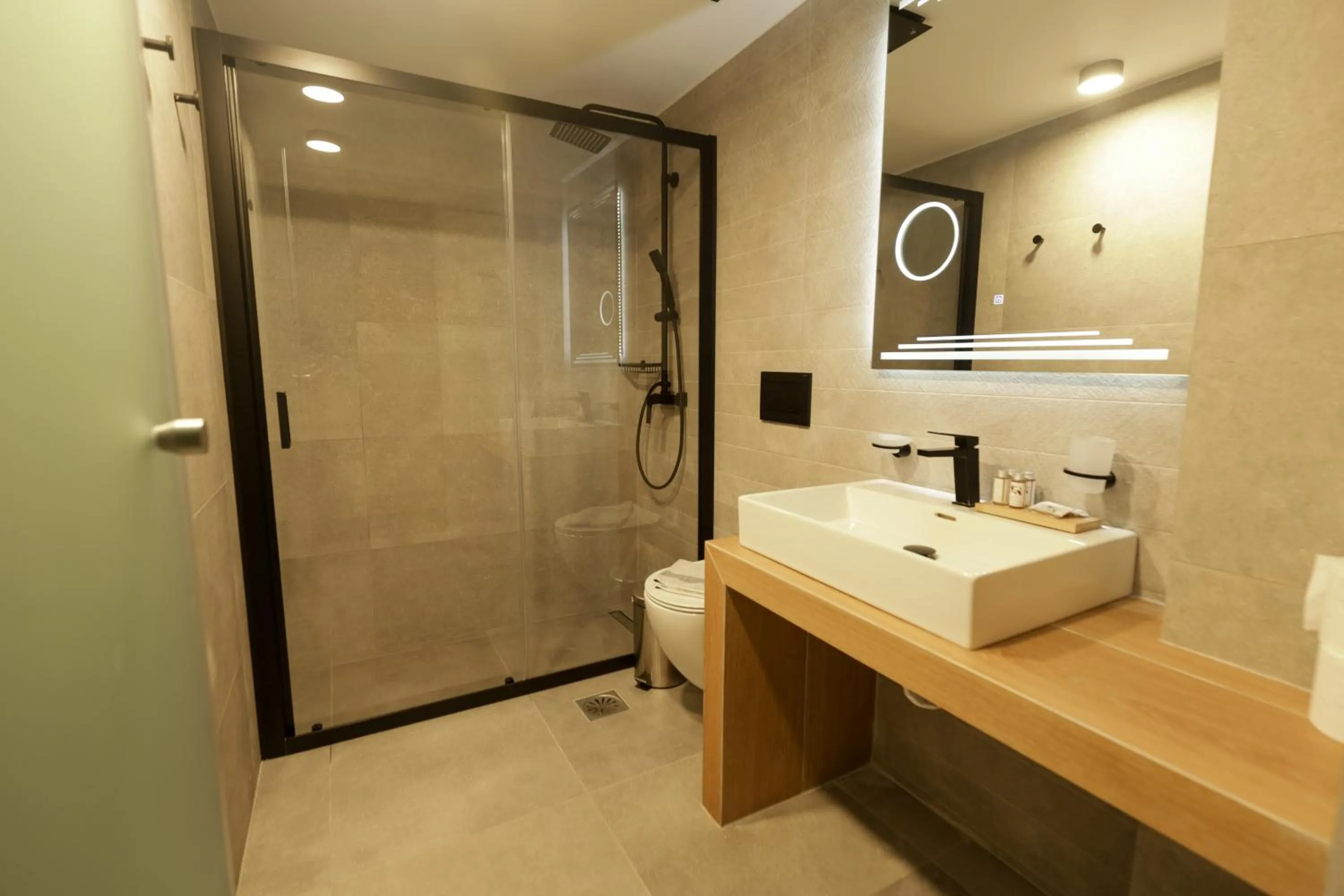 Shower in Esperance 2