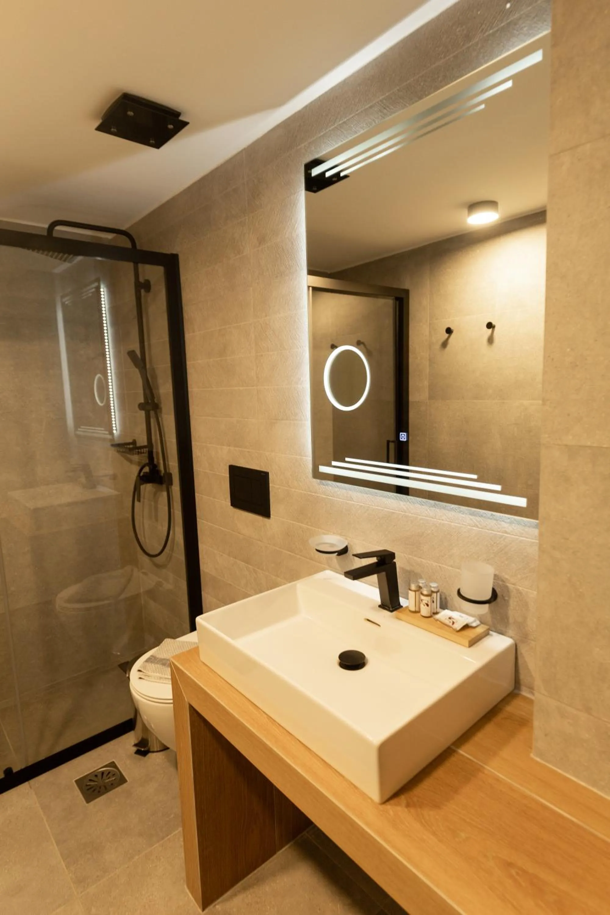 Shower in Esperance 2