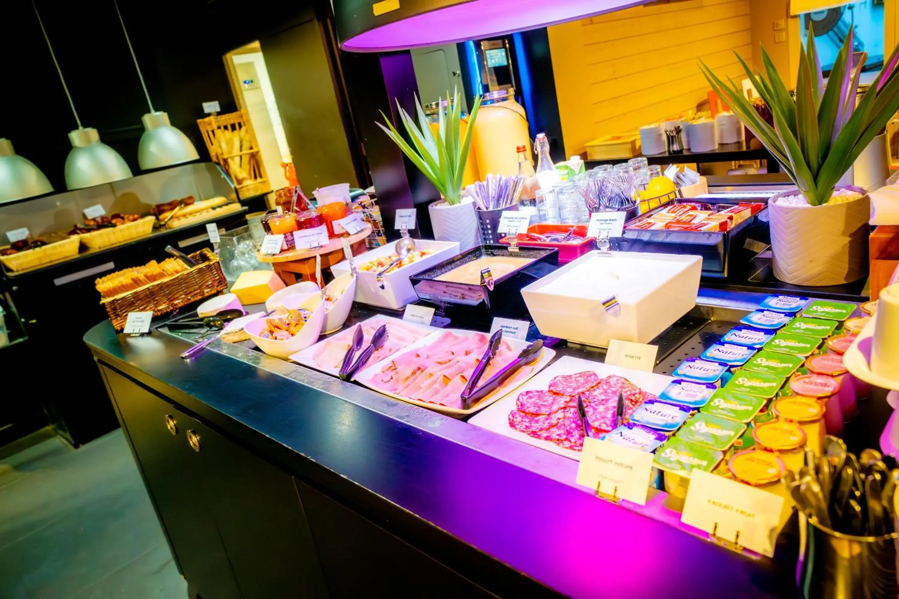 Food and drinks in Campanile Melun Sud - Dammarie les Lys Food and drinks in Campanile Melun Sud - Dammarie les Lys
