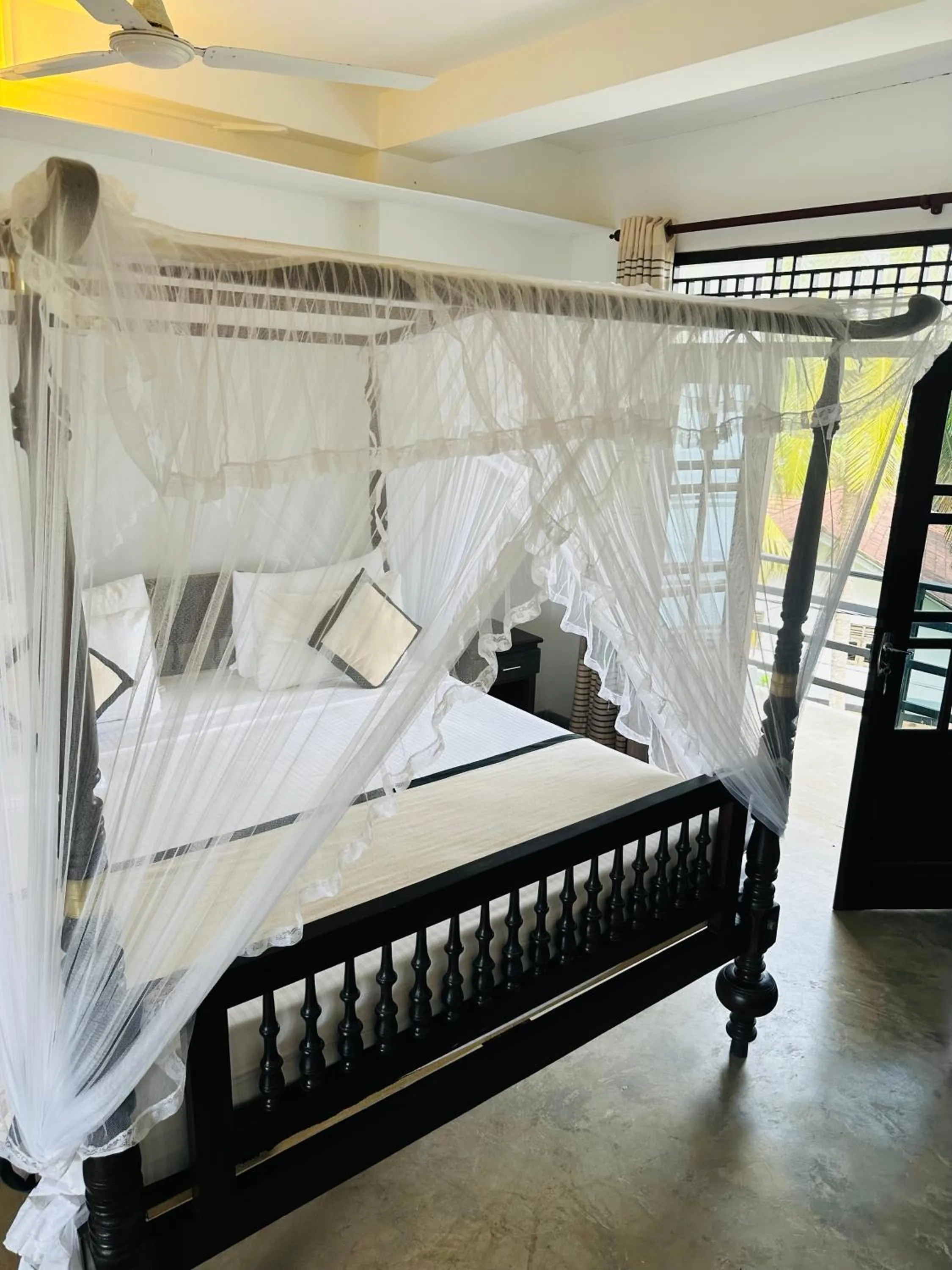 Bedroom, Bed in Mirissa Gate Resort