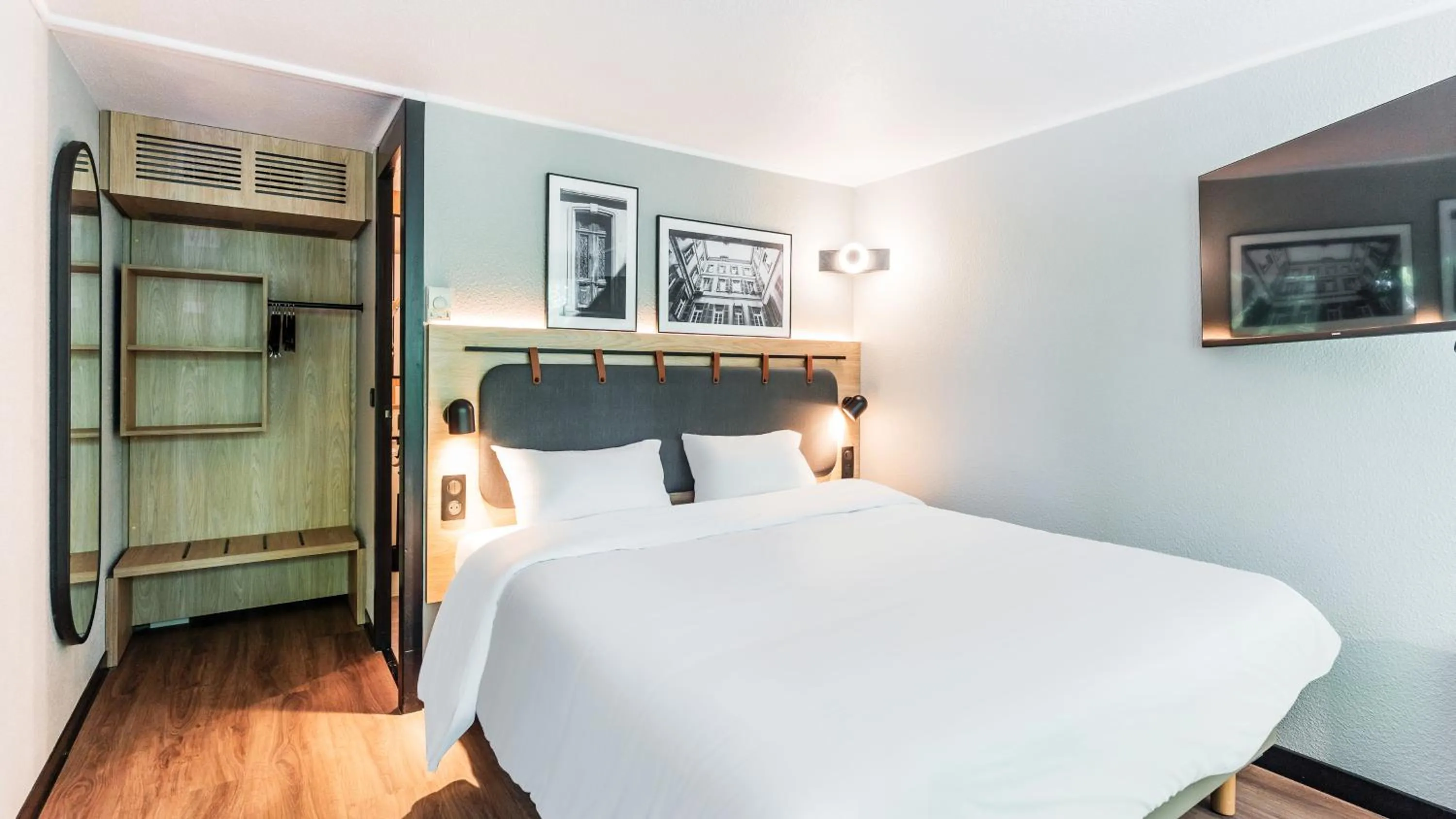 Bed in Campanile NATURE - Thionville Yutz