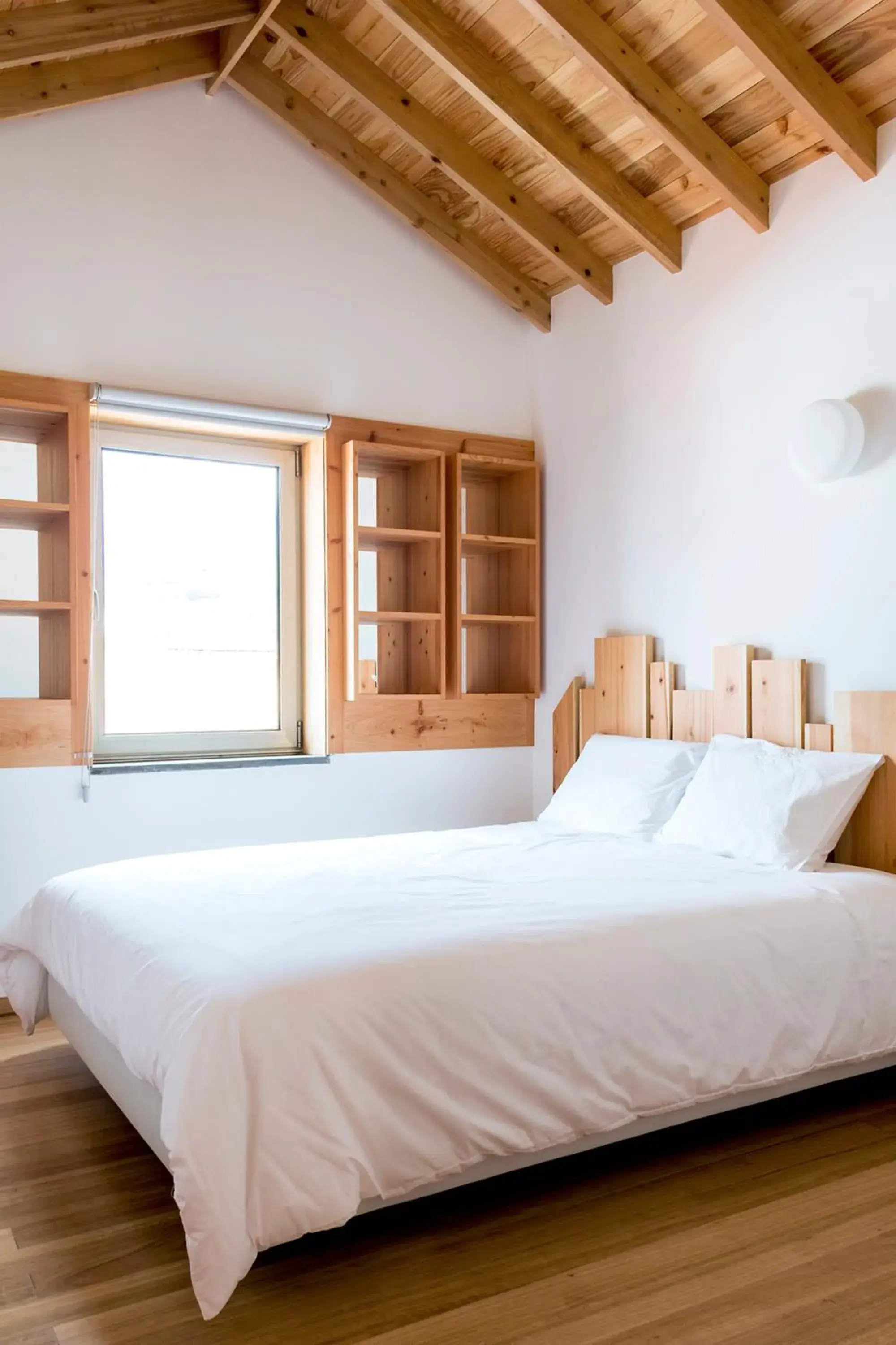 Three-Bedroom Apartment in Porto Pim Bay Three-Bedroom Apartment in Porto Pim Bay