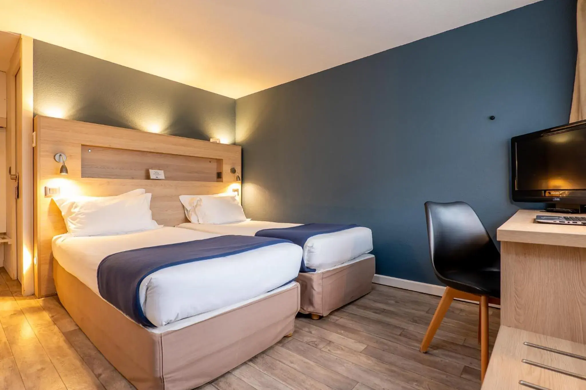 Twin Room in Kyriad Digne-Les-Bains Twin Room in Kyriad Digne-Les-Bains