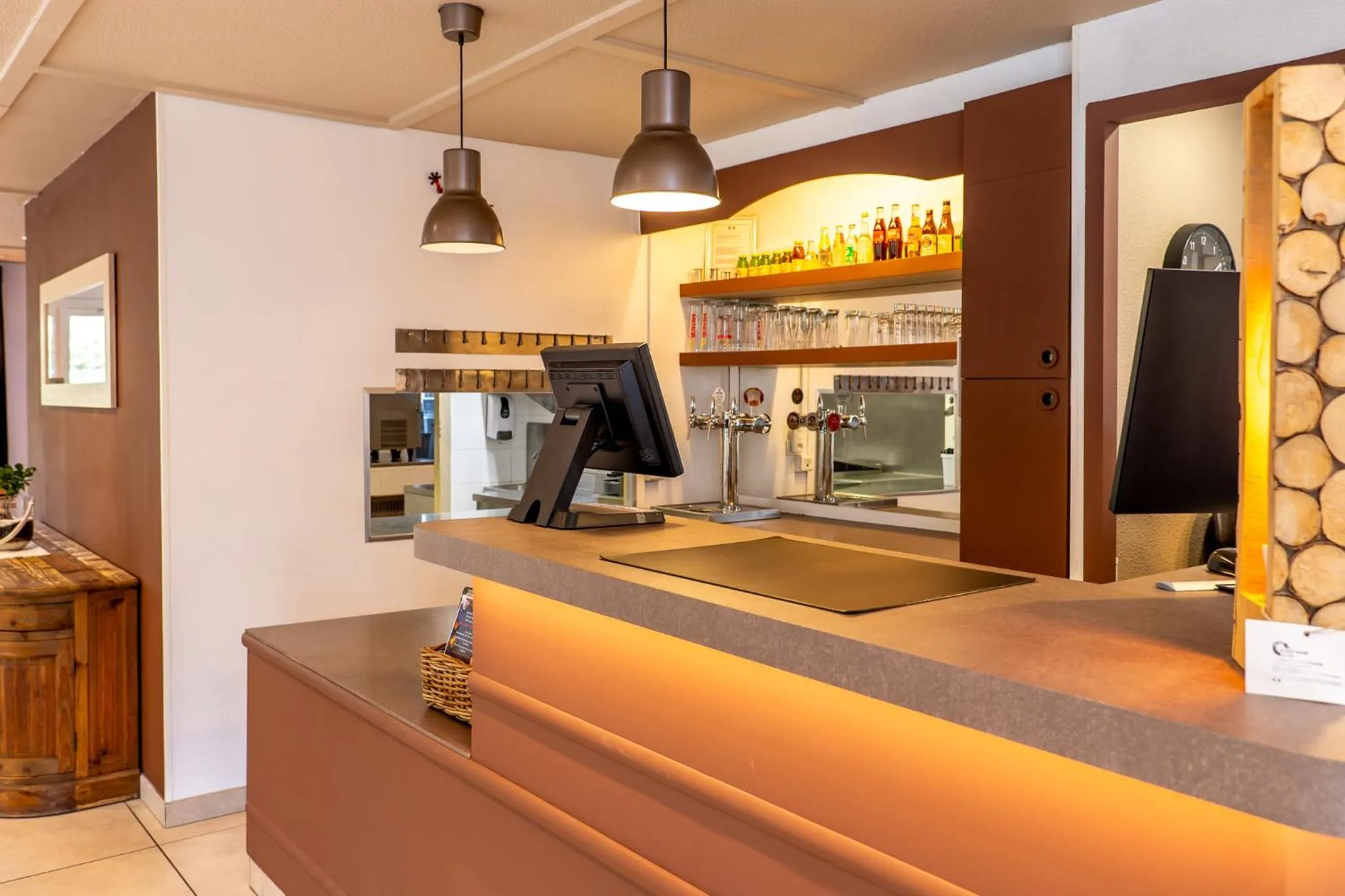 Lobby or reception in Kyriad Digne-Les-Bains