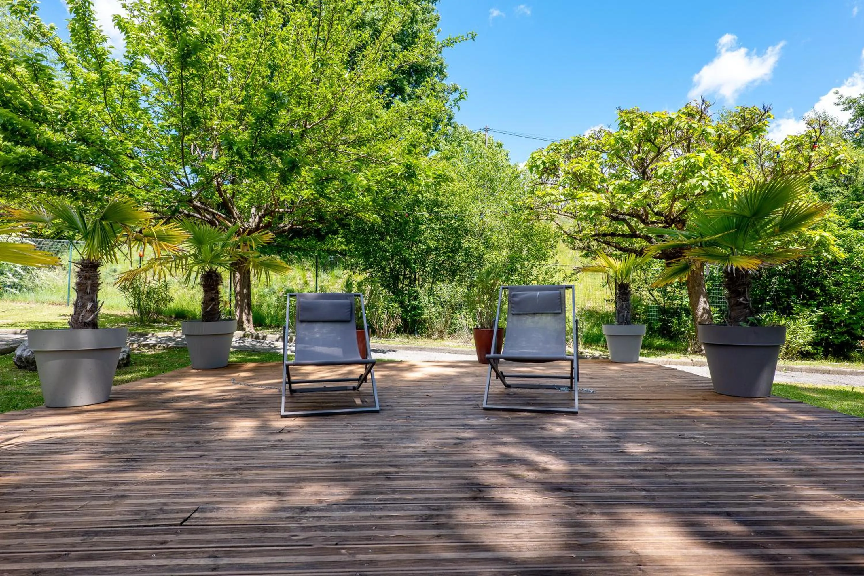 Patio in Kyriad Digne-Les-Bains