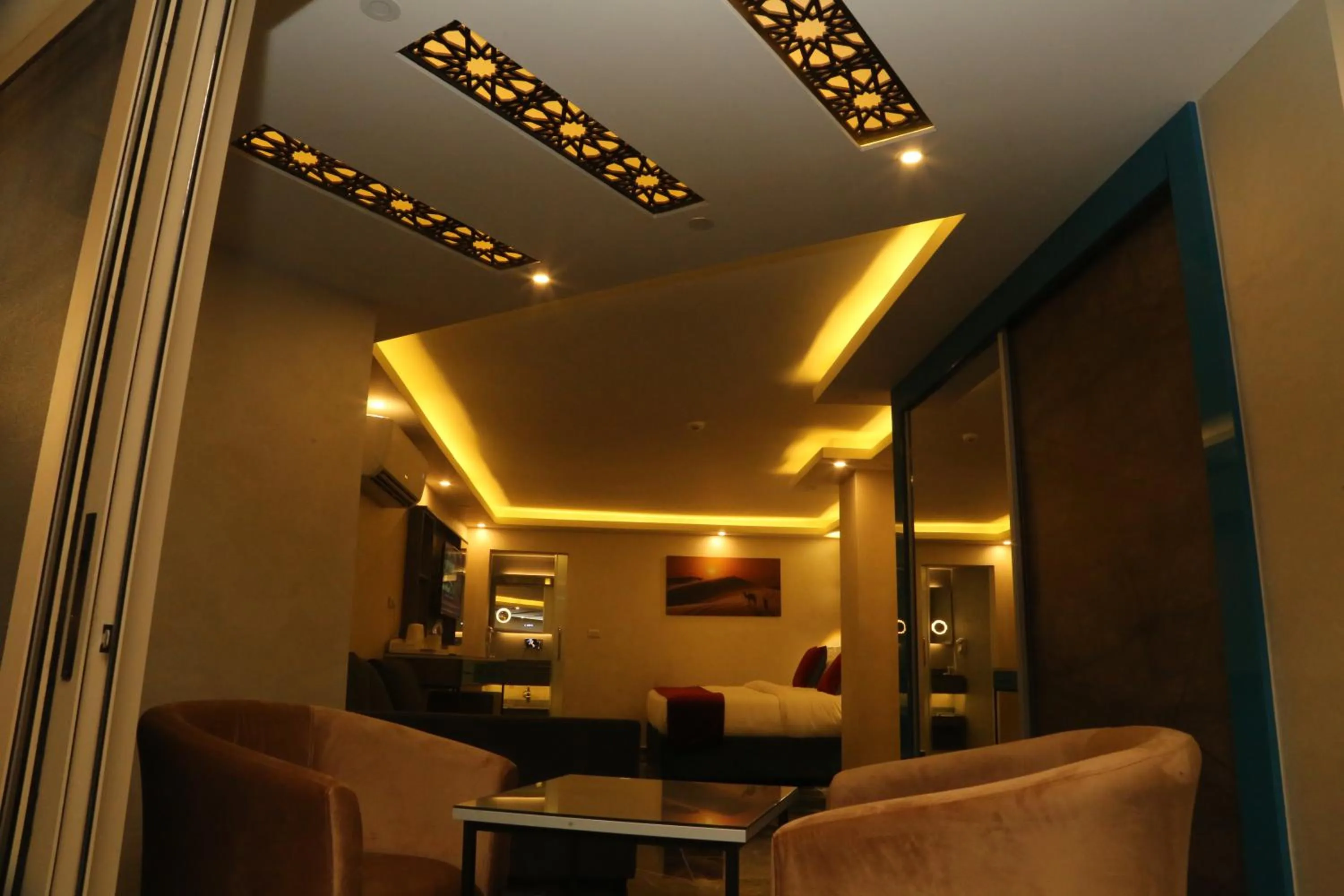 Nightclub / DJ in Petra Sella Hotel