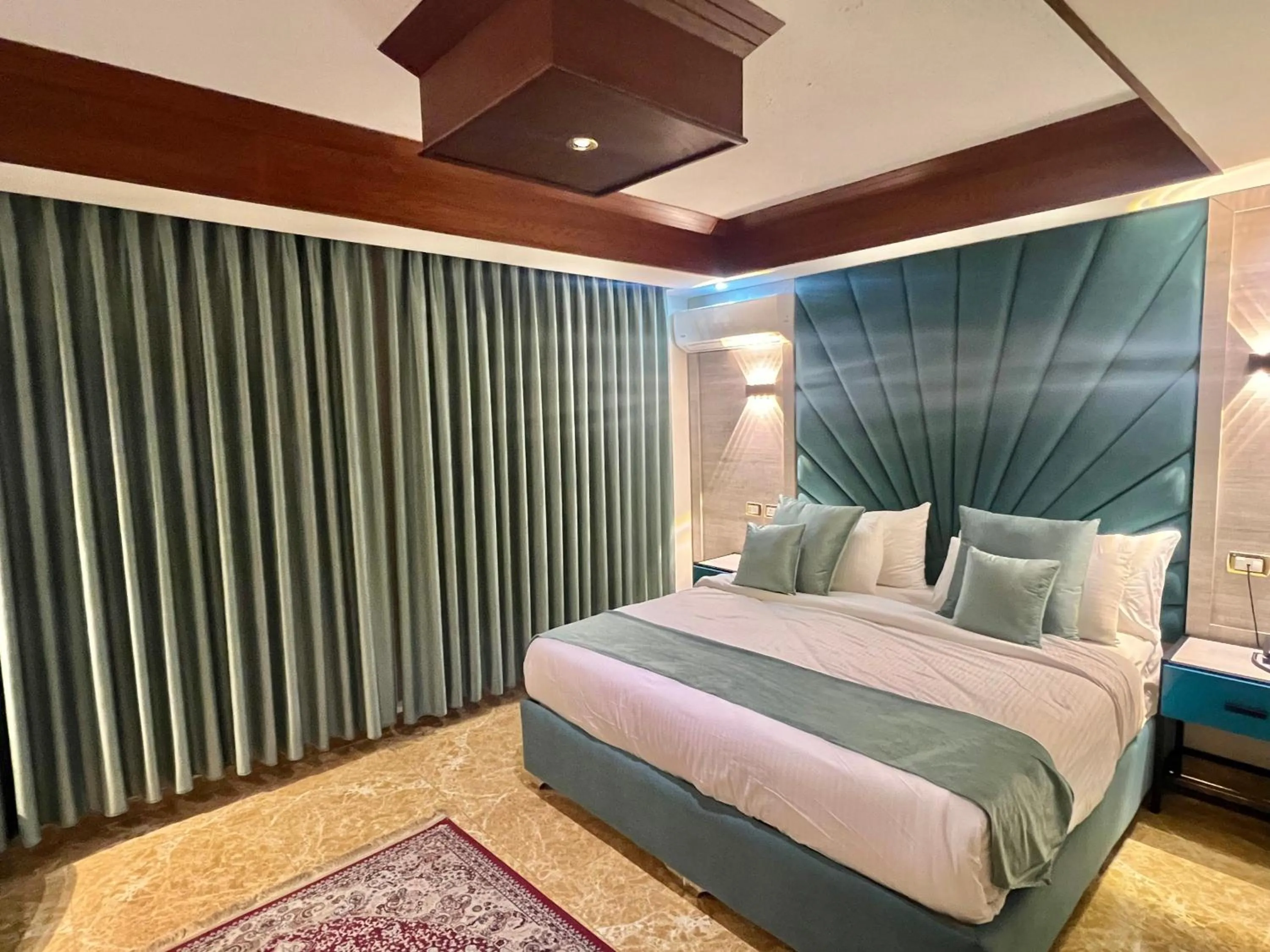 Bed in Petra Sella Hotel