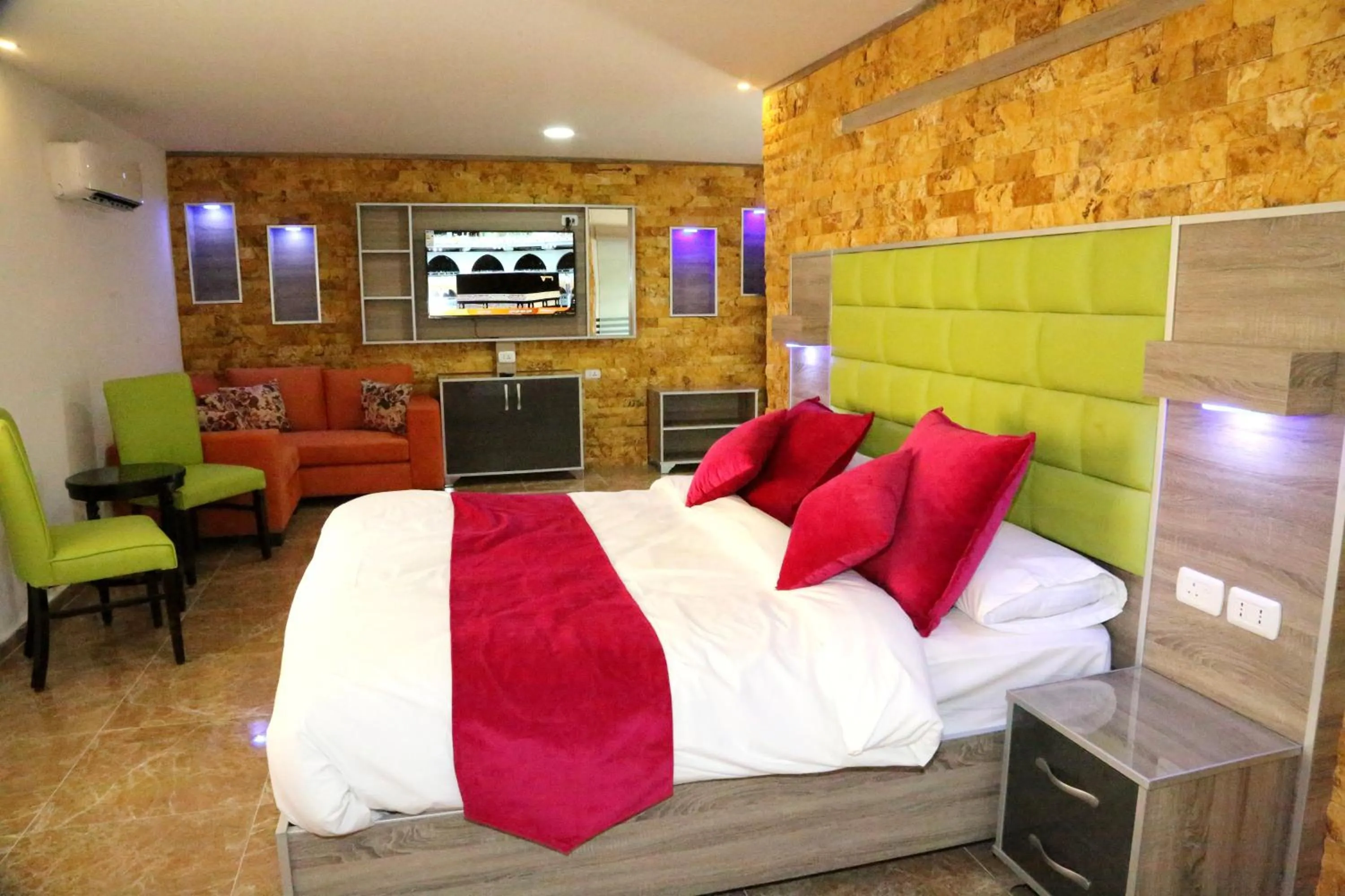 View (from property/room), Bed in Petra Sella Hotel