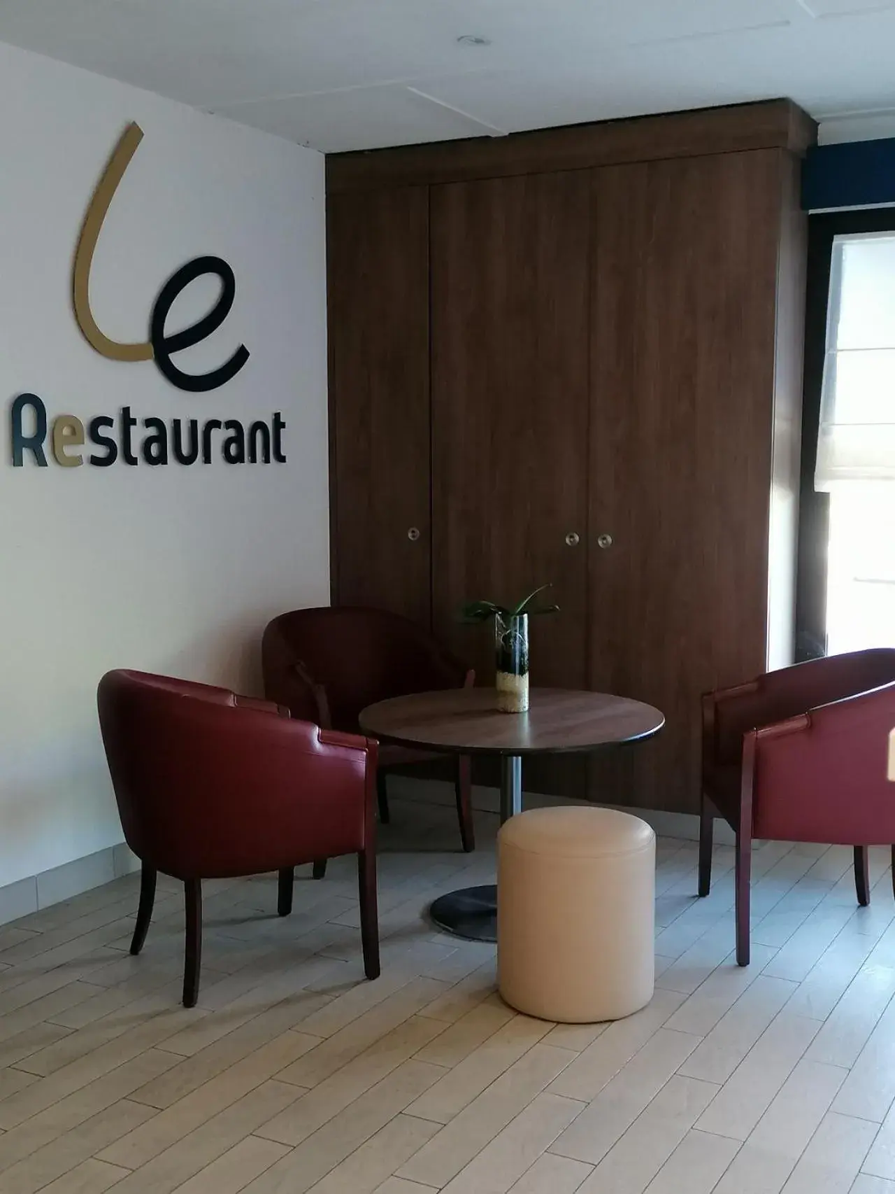 Restaurant/places to eat in Kyriad Blois Nord Restaurant/places to eat in Kyriad Blois Nord