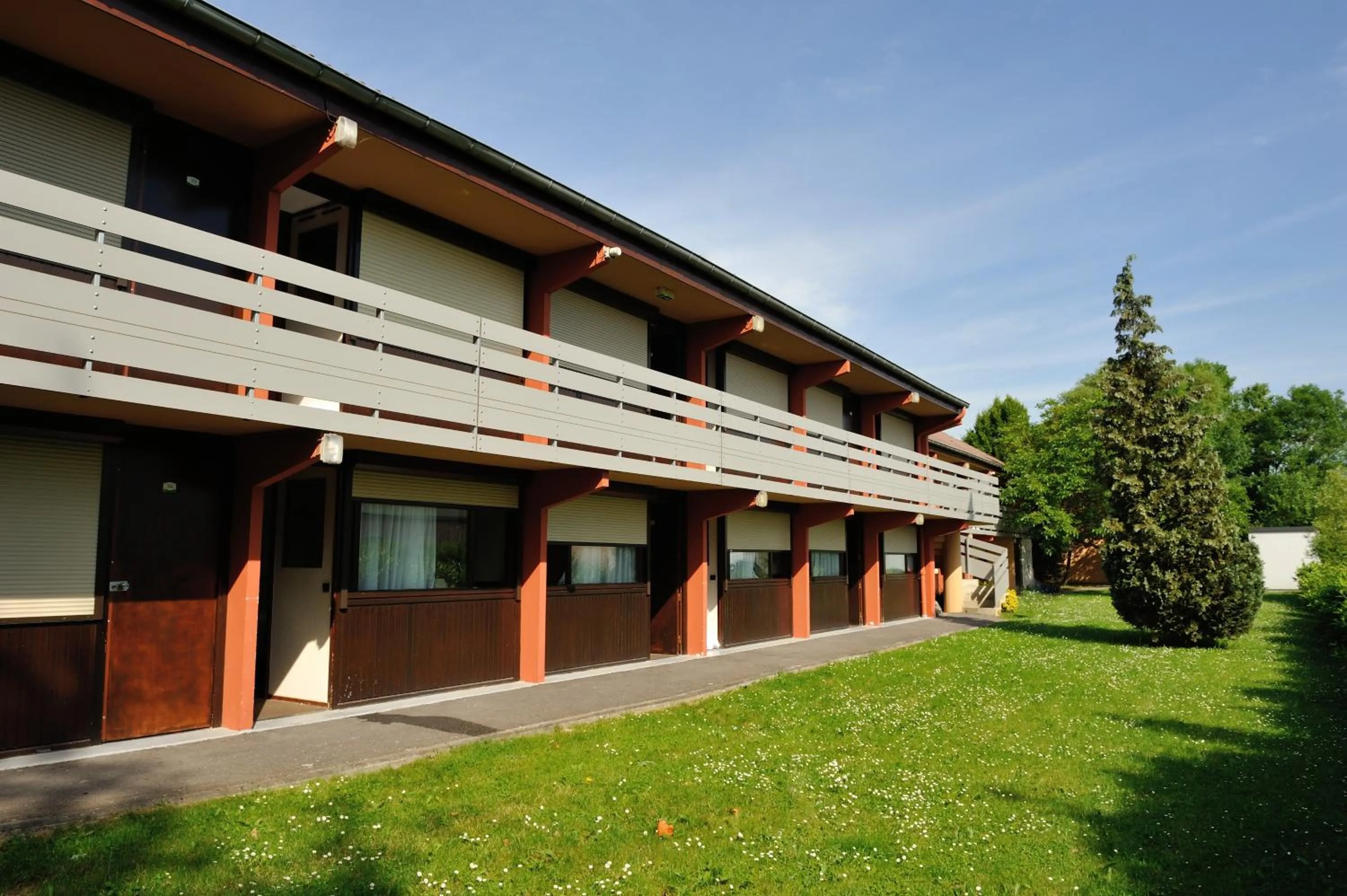 Property building in Kyriad Blois Nord