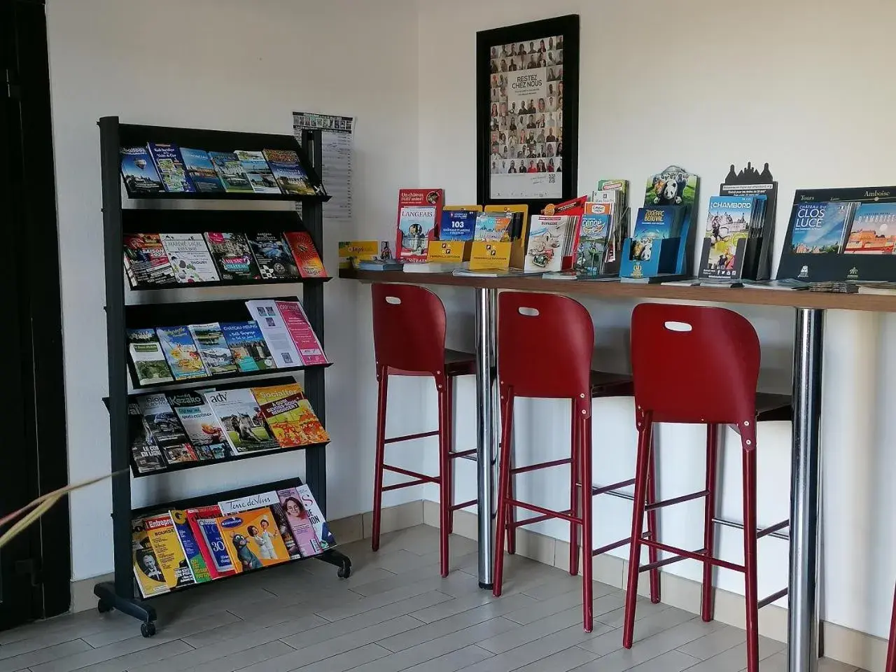 Lobby or reception in Kyriad Blois Nord Lobby or reception in Kyriad Blois Nord