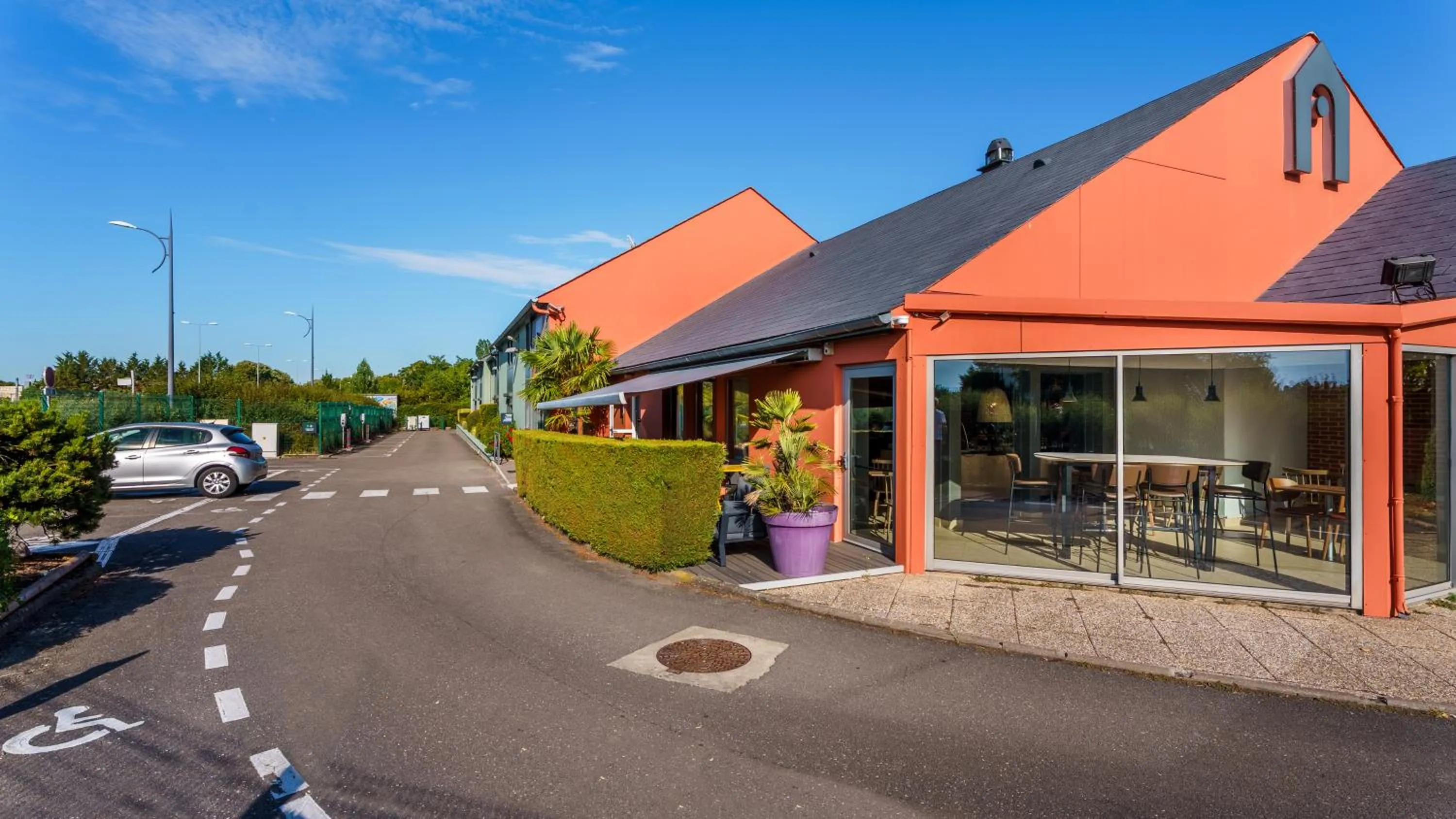 Property building in Campanile NATURE - Dijon Est Saint-Apollinaire