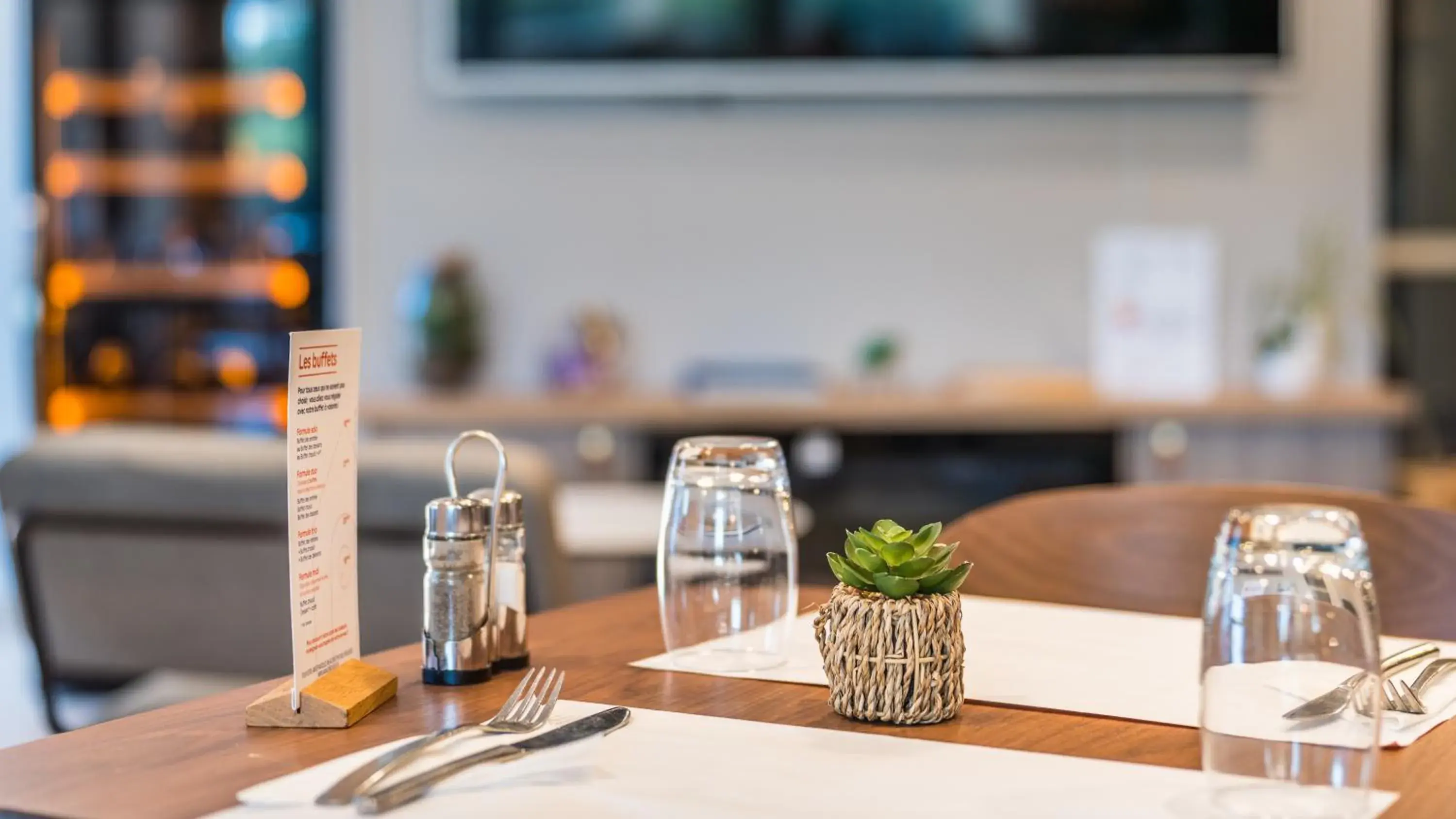 Restaurant/places to eat in Campanile NATURE - Dijon Est Saint-Apollinaire Restaurant/places to eat in Campanile NATURE - Dijon Est Saint-Apollinaire