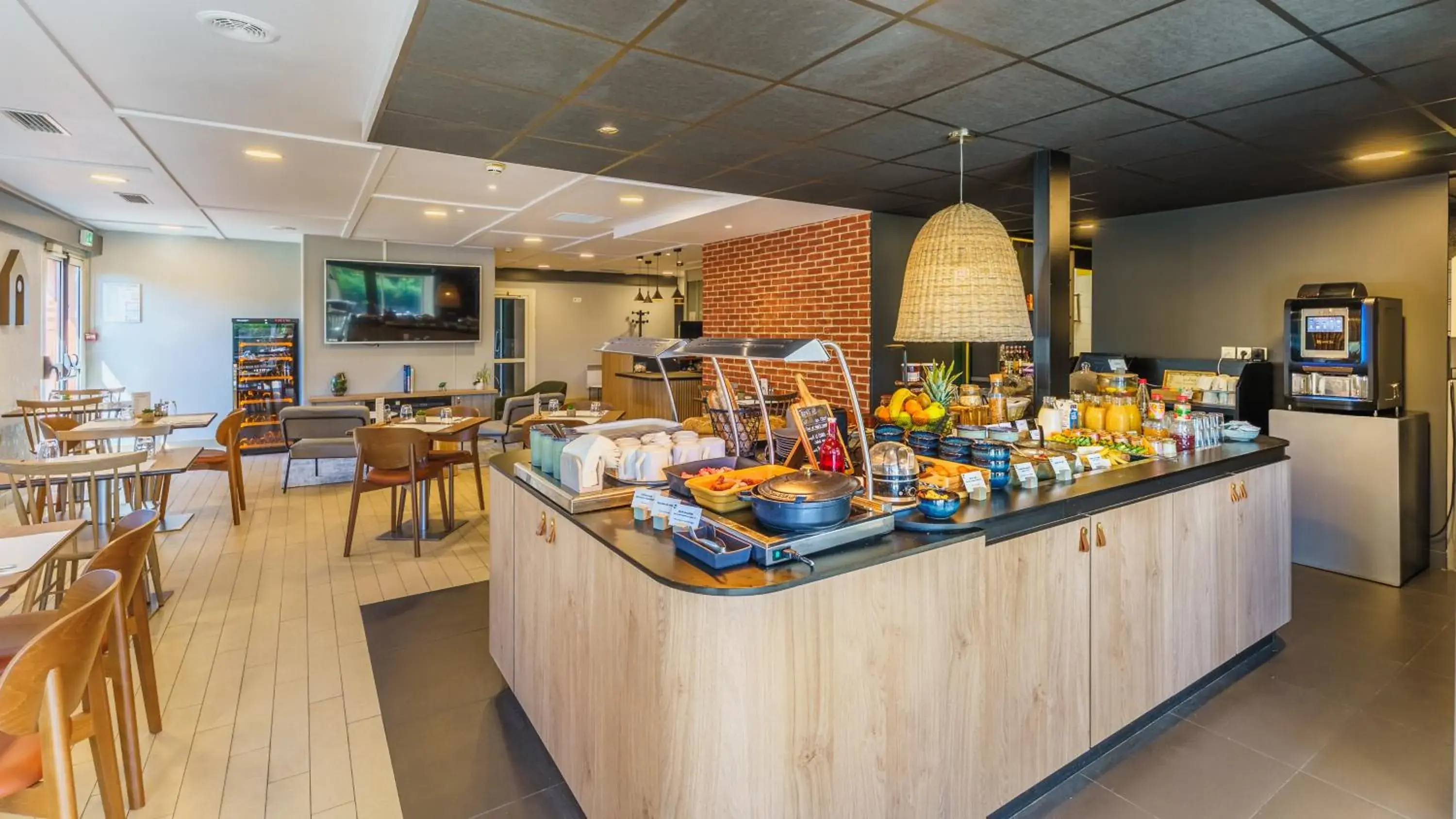 Restaurant/places to eat in Campanile NATURE - Dijon Est Saint-Apollinaire Restaurant/places to eat in Campanile NATURE - Dijon Est Saint-Apollinaire