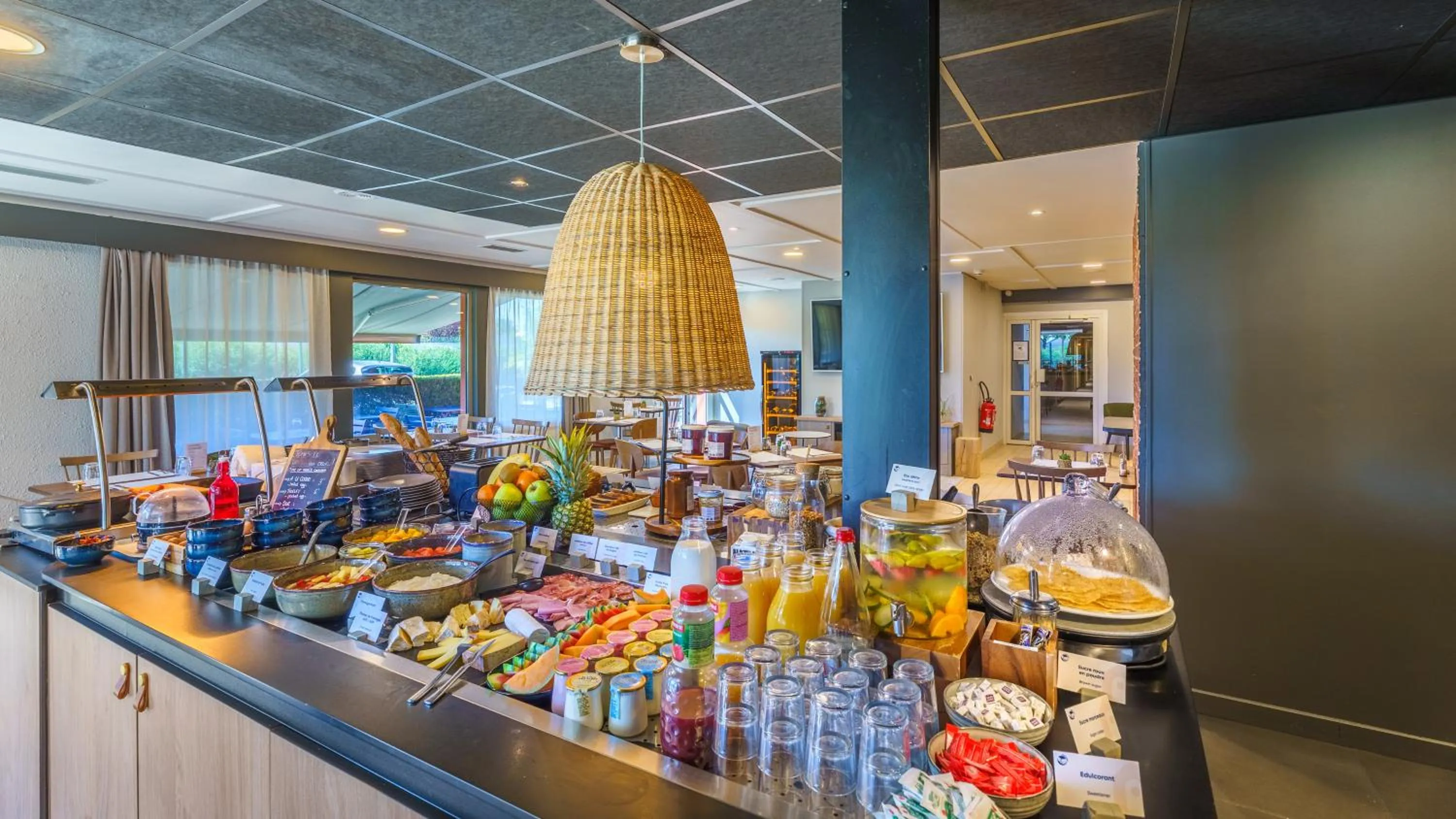 Restaurant/places to eat in Campanile NATURE - Dijon Est Saint-Apollinaire