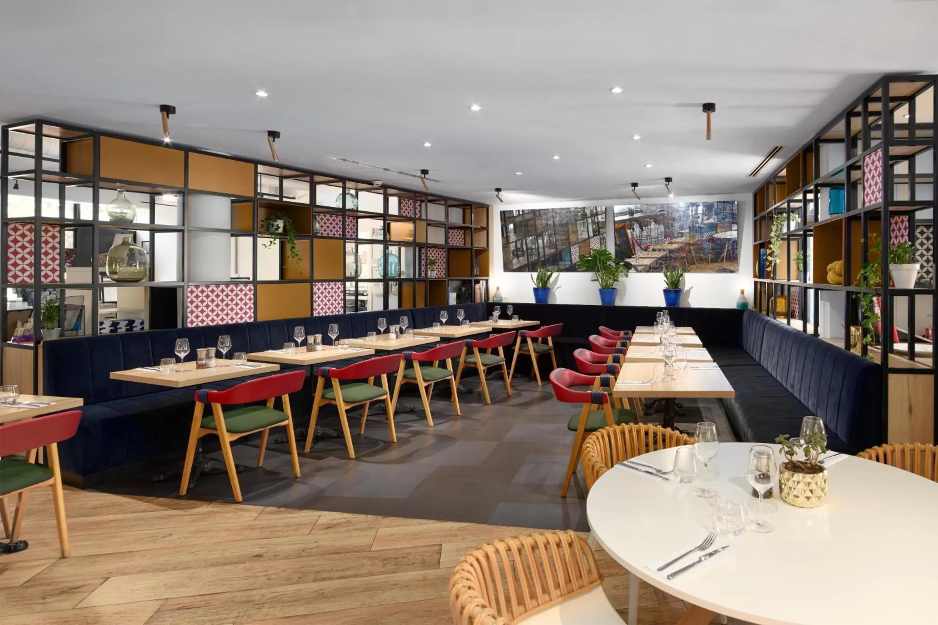 Restaurant/places to eat in Radisson Hotel Aix En Provence Restaurant/places to eat in Radisson Hotel Aix En Provence