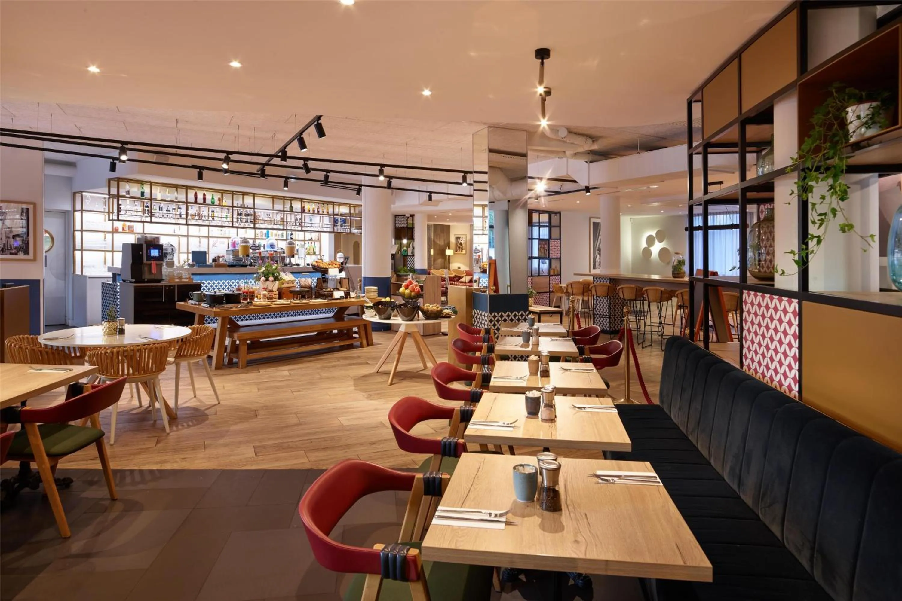 Breakfast in Radisson Hotel Aix En Provence