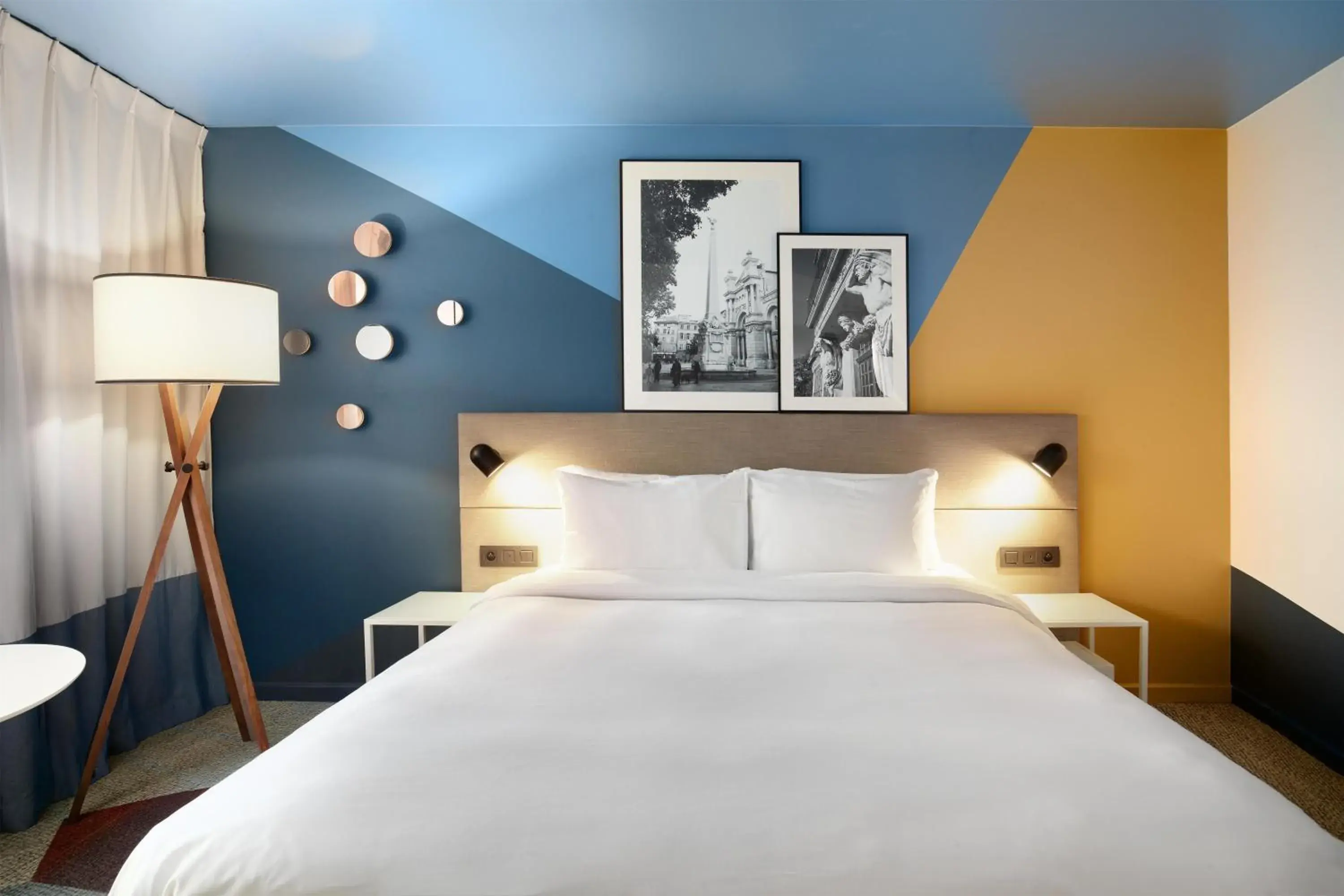 Bedroom, Bed in Radisson Hotel Aix En Provence Bedroom, Bed in Radisson Hotel Aix En Provence