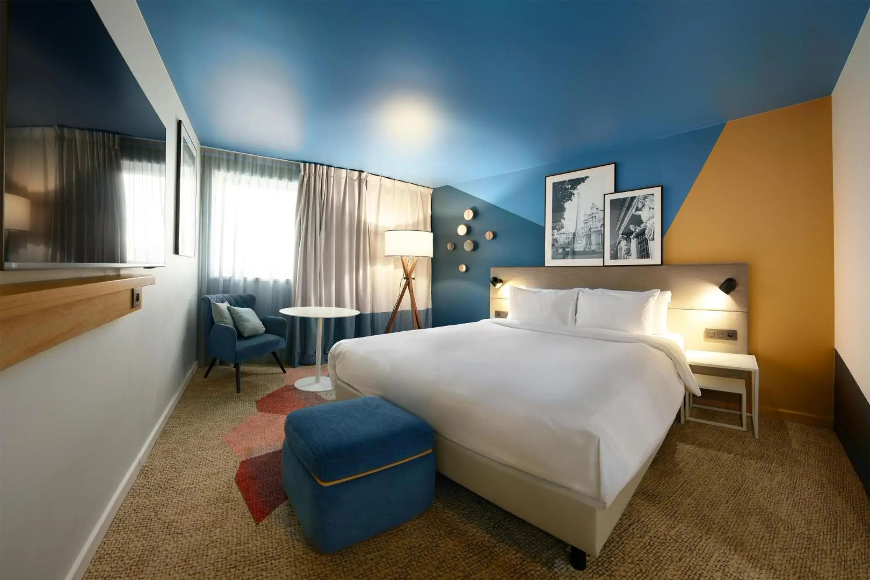 Bedroom, Bed in Radisson Hotel Aix En Provence Bedroom, Bed in Radisson Hotel Aix En Provence