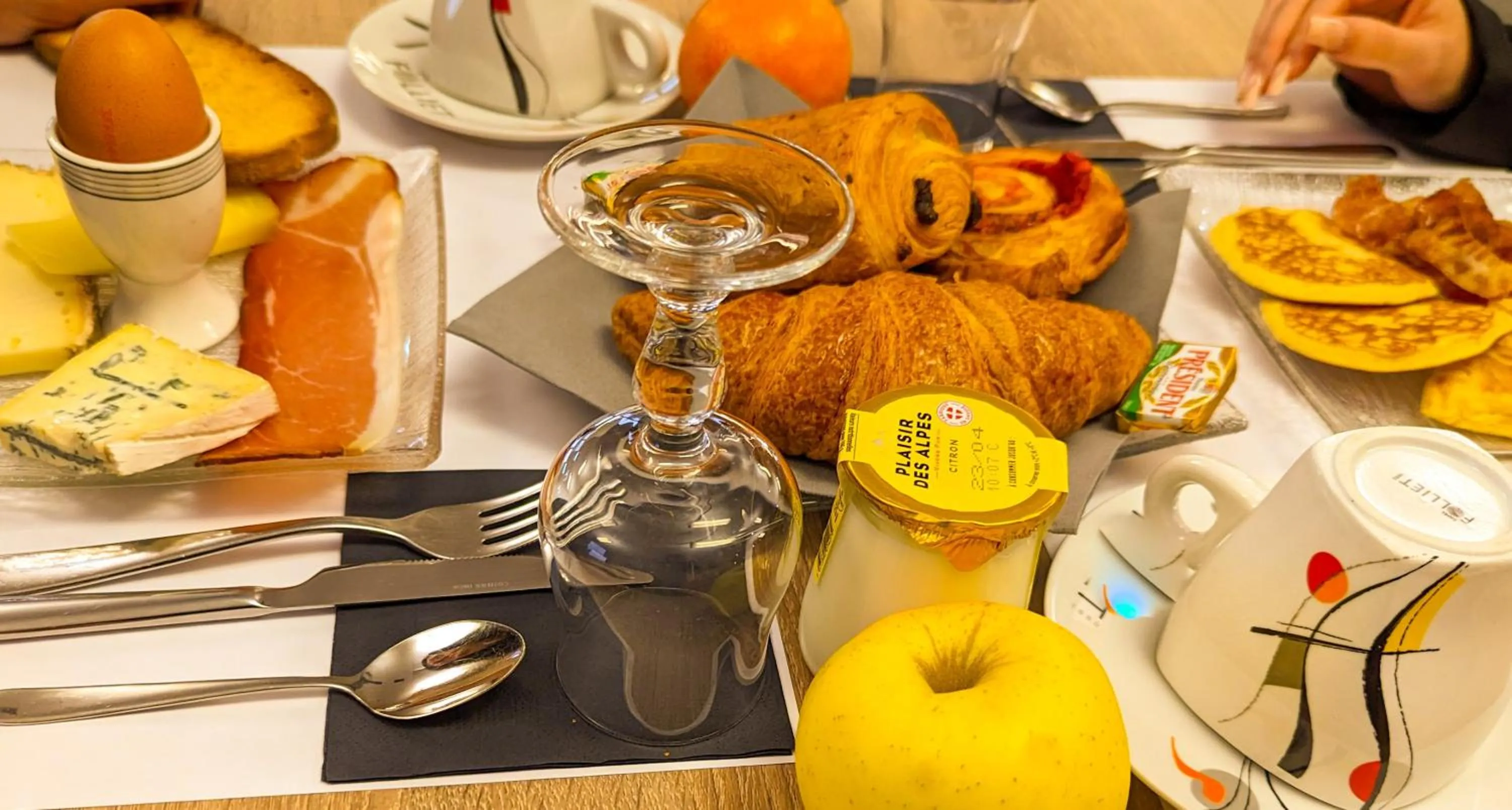 Breakfast in KYRIAD LYON EST - Genas Eurexpo