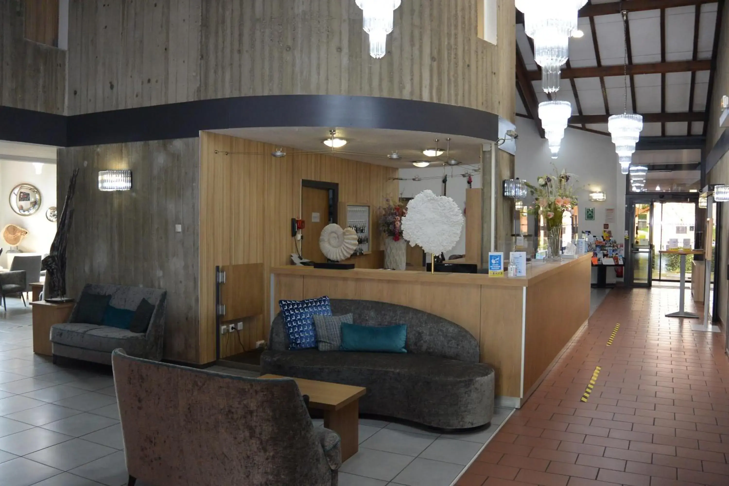 Lobby or reception in KYRIAD LYON EST - Genas Eurexpo Lobby or reception in KYRIAD LYON EST - Genas Eurexpo