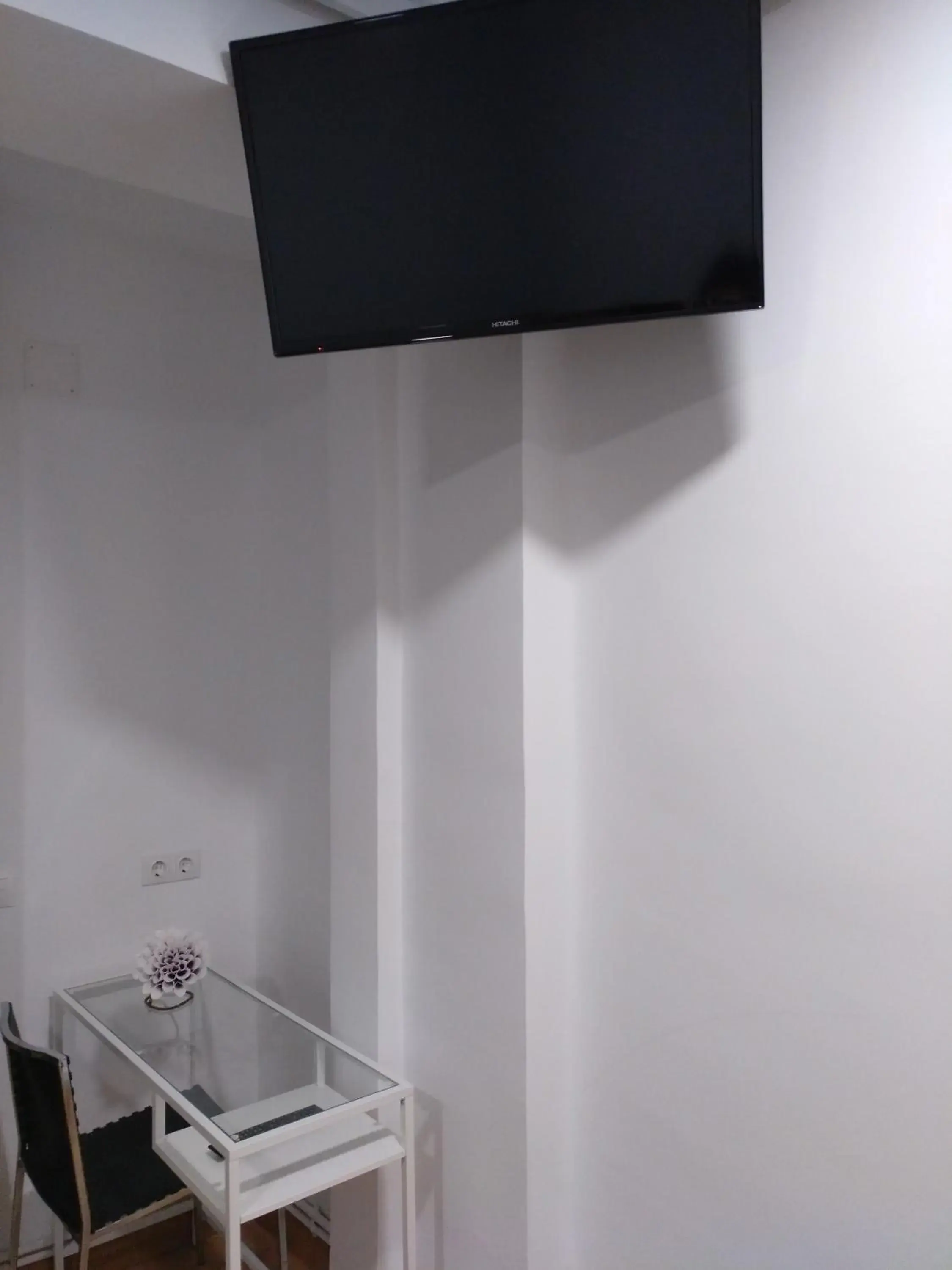 Double or Twin Room in Hostal Rioja Condestable Double or Twin Room in Hostal Rioja Condestable