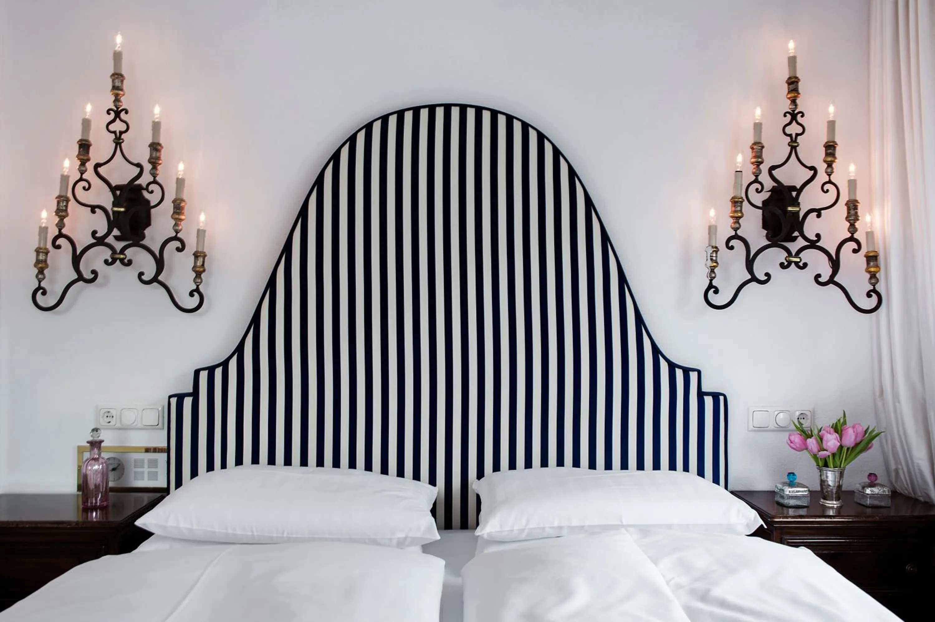 Bed in A-ROSA Hotel Thurnher's Alpenhof